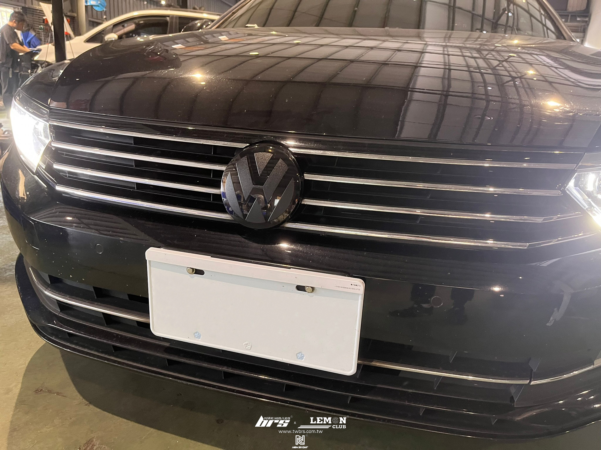 Volkswagen Passat B8 安裝 前黑標+後黑標