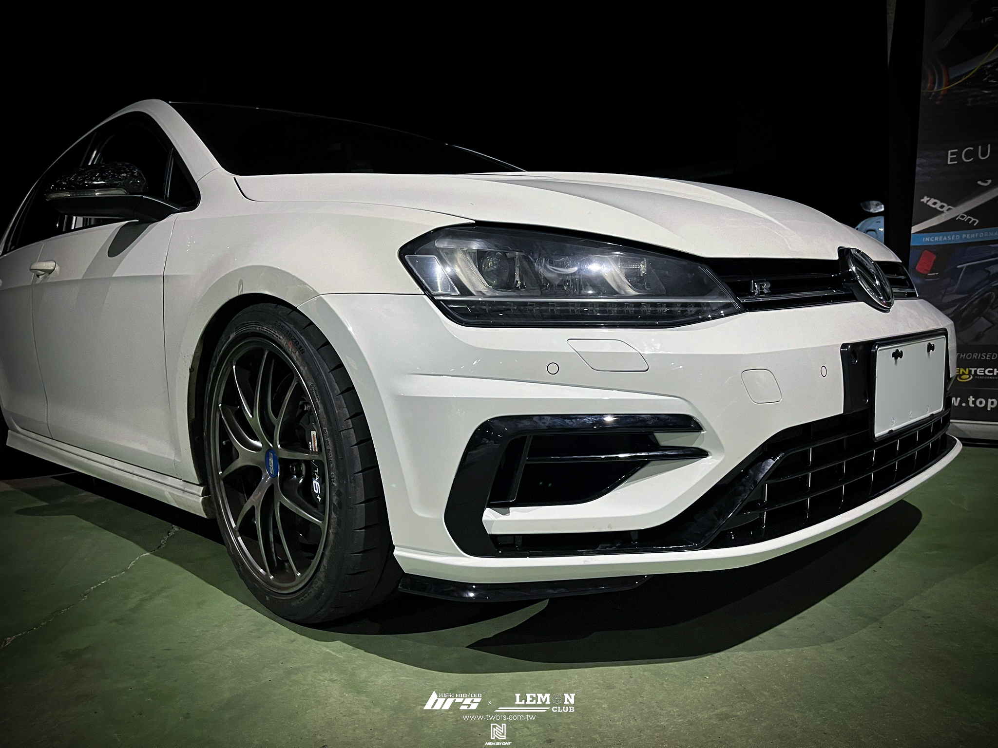 Volkswagen Golf 7 安裝 7改7.5R前保桿