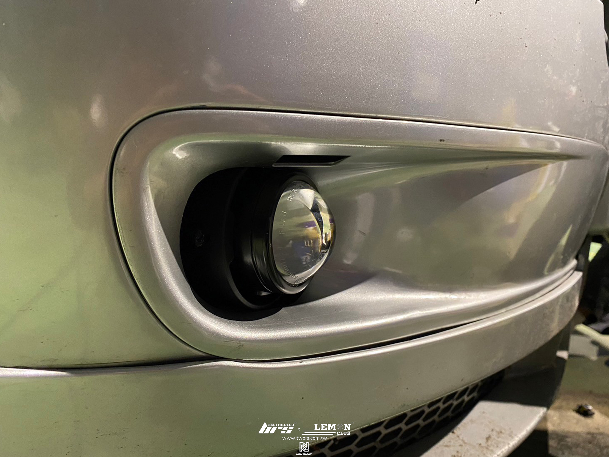 Volkswagen T5 安裝 魚眼霧燈+大燈HIGHLIGHT SE款(一般款) 6000K LED+自動大燈開關