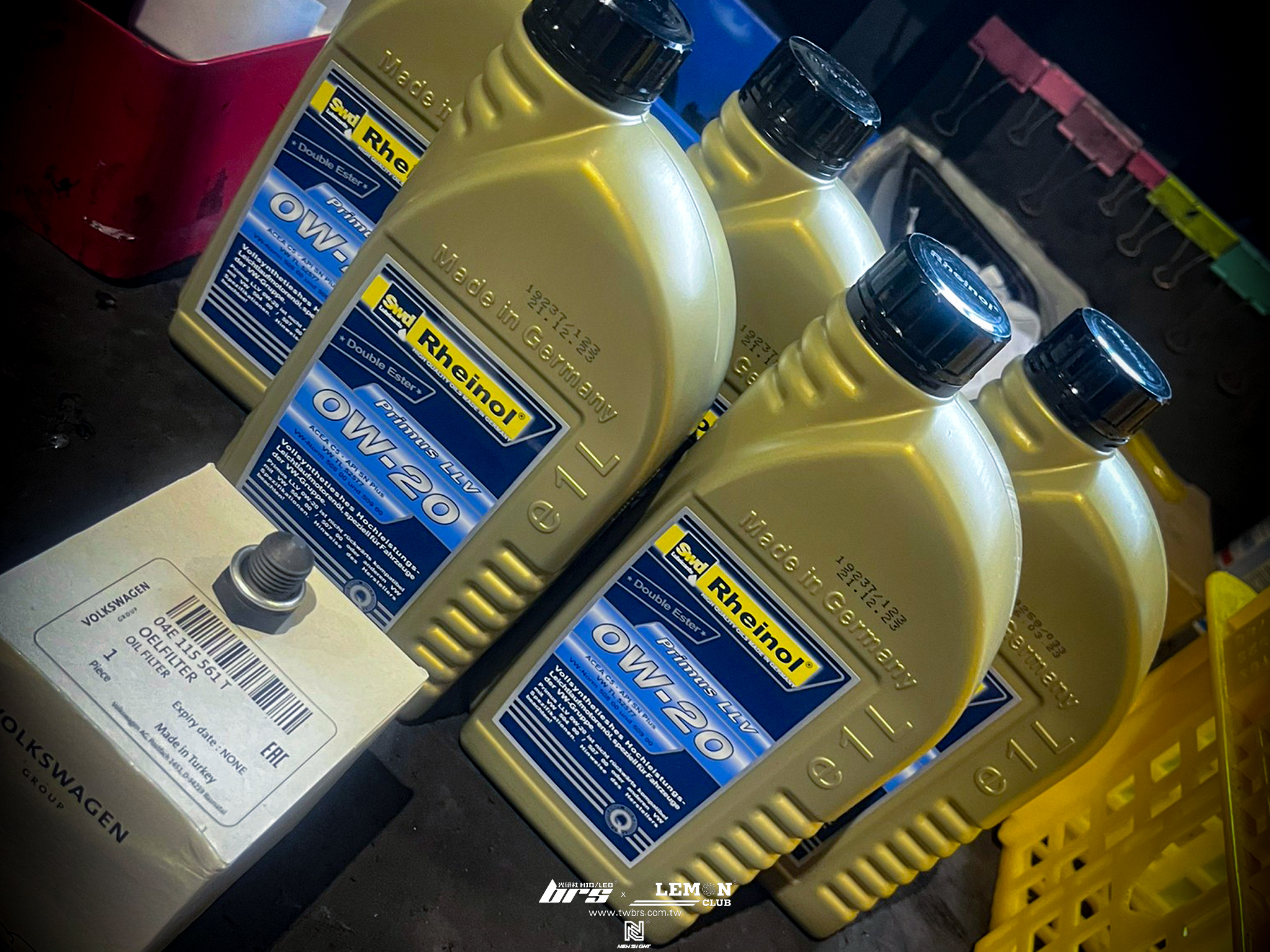 Skoda Superb 保養 德國Rheinol萊茵機油0W20更換+原廠機油芯更換+原廠洩油螺絲+墊片更換