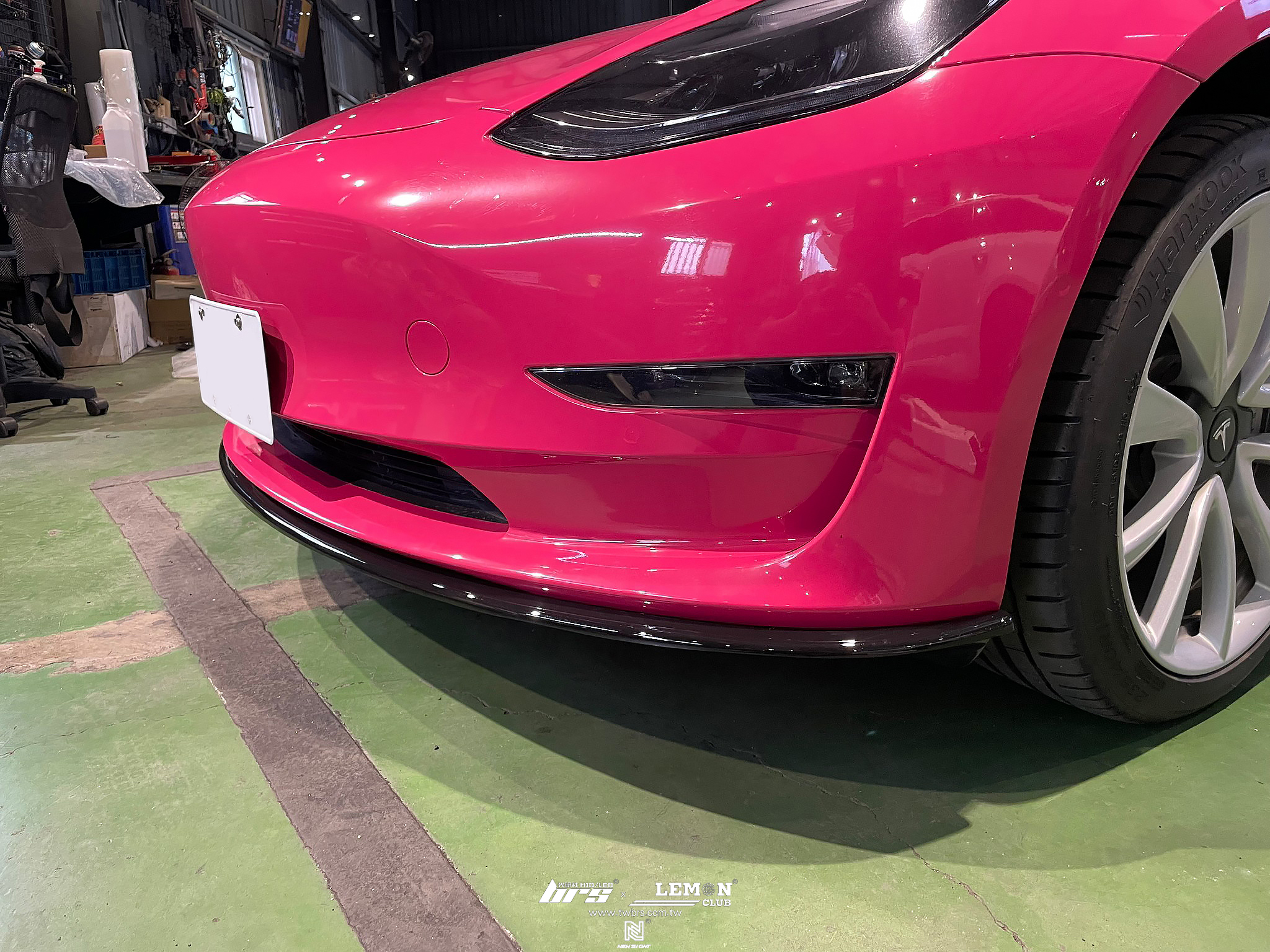 Tesla Model 3 安裝 類MAX前下巴+類MAX後下擾流