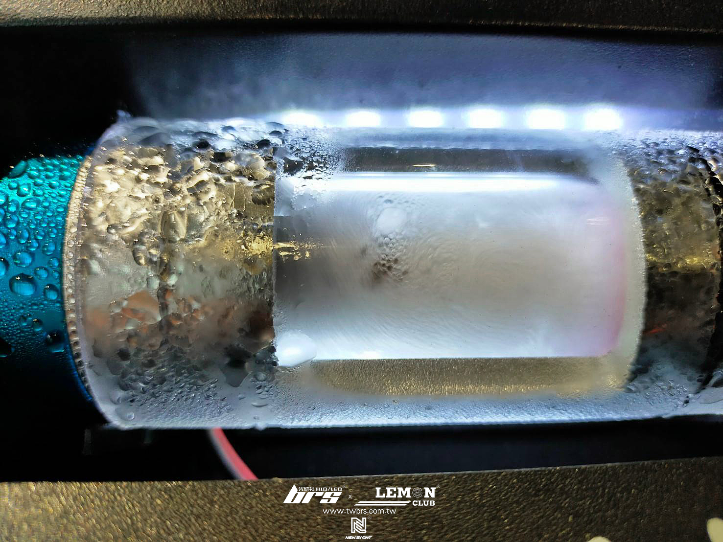 Volkswagen Caddy 保養(壓縮機更換+冷排更換+冷氣清洗)