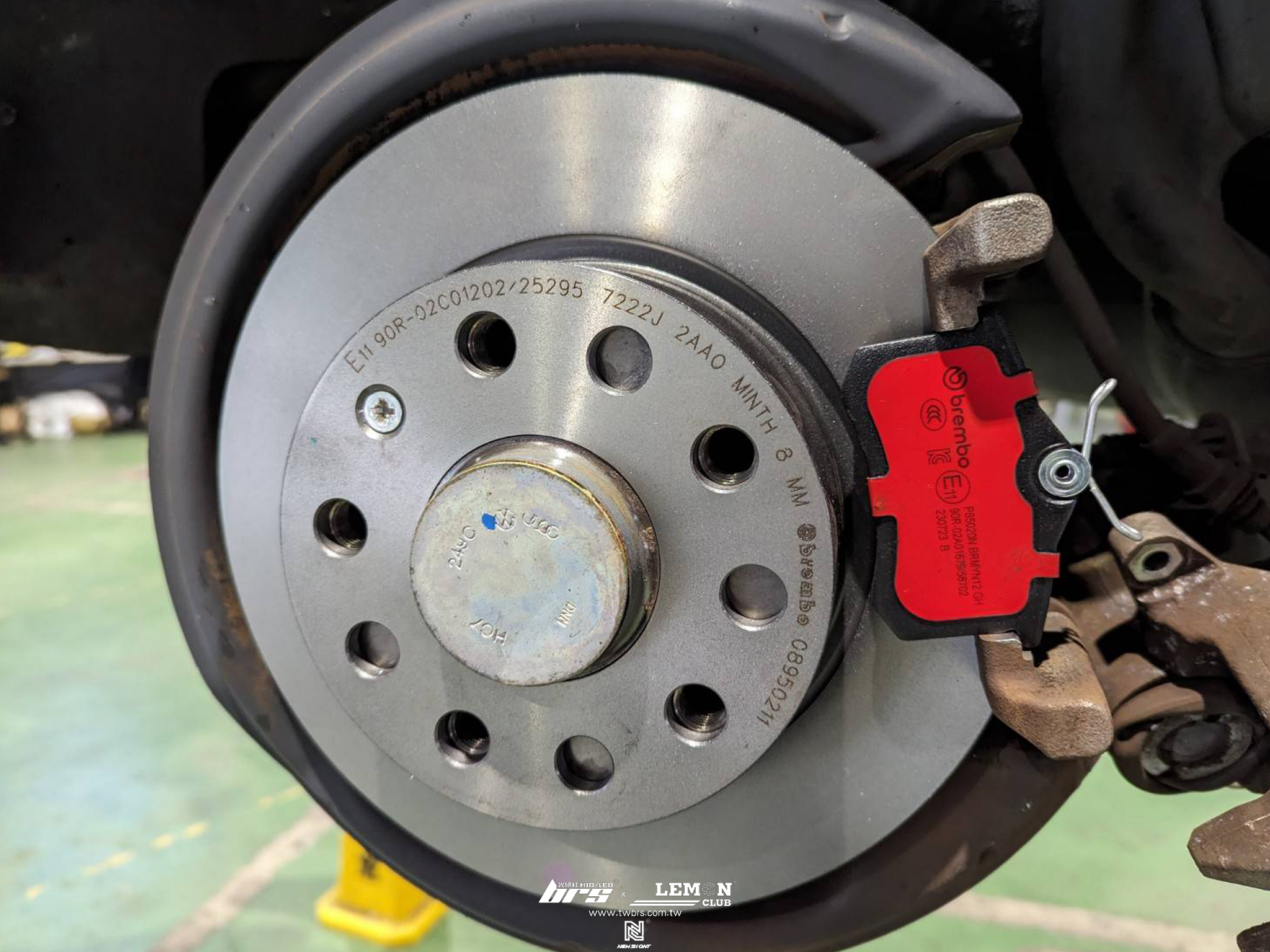 Skoda Yeti 安裝 ABS模組+Brembo253x10mm後碟盤+Brembo後來令片(紅皮)