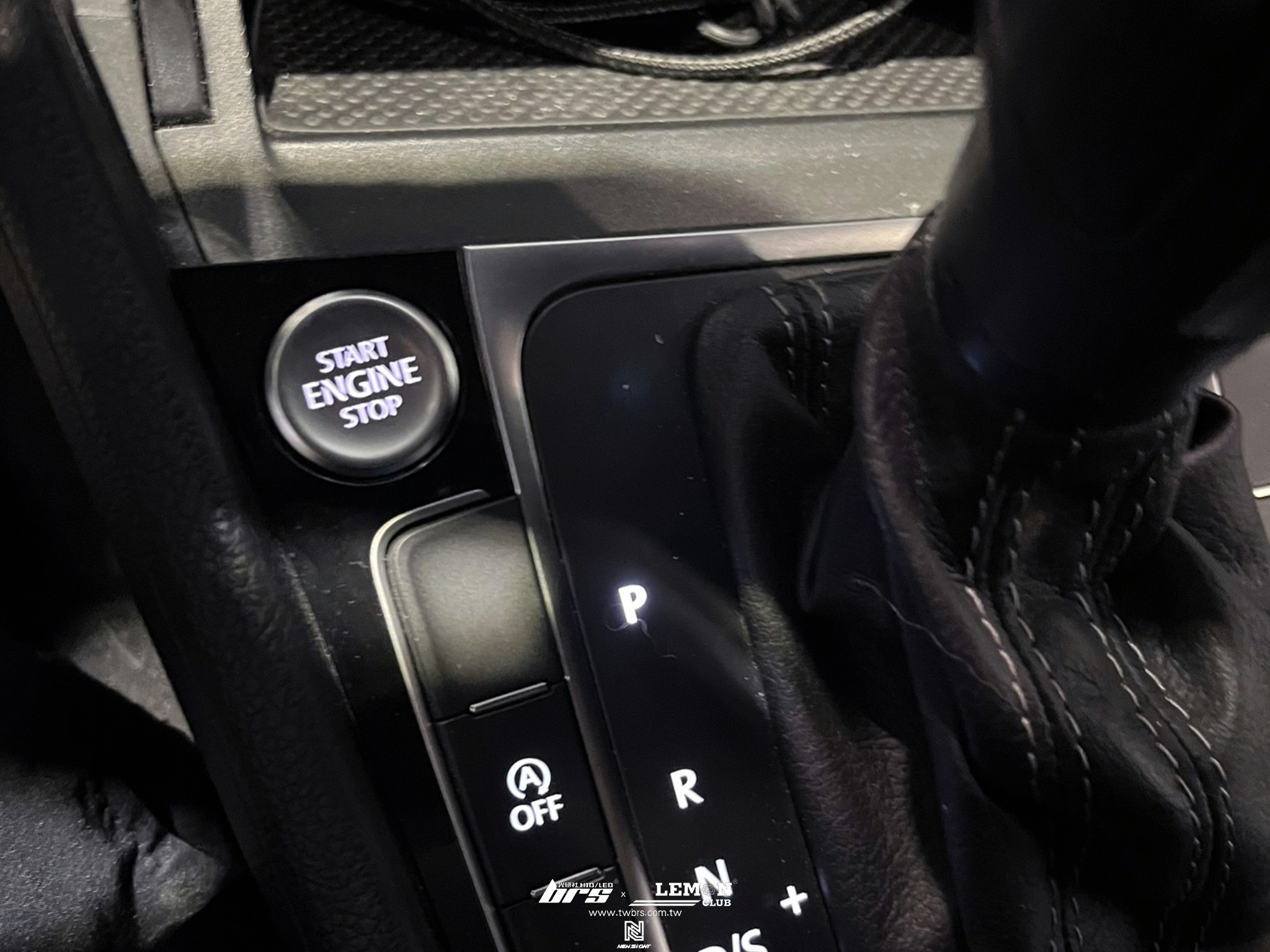 Volkswagen Golf 7.5 Variant 安裝 白光啟動開關