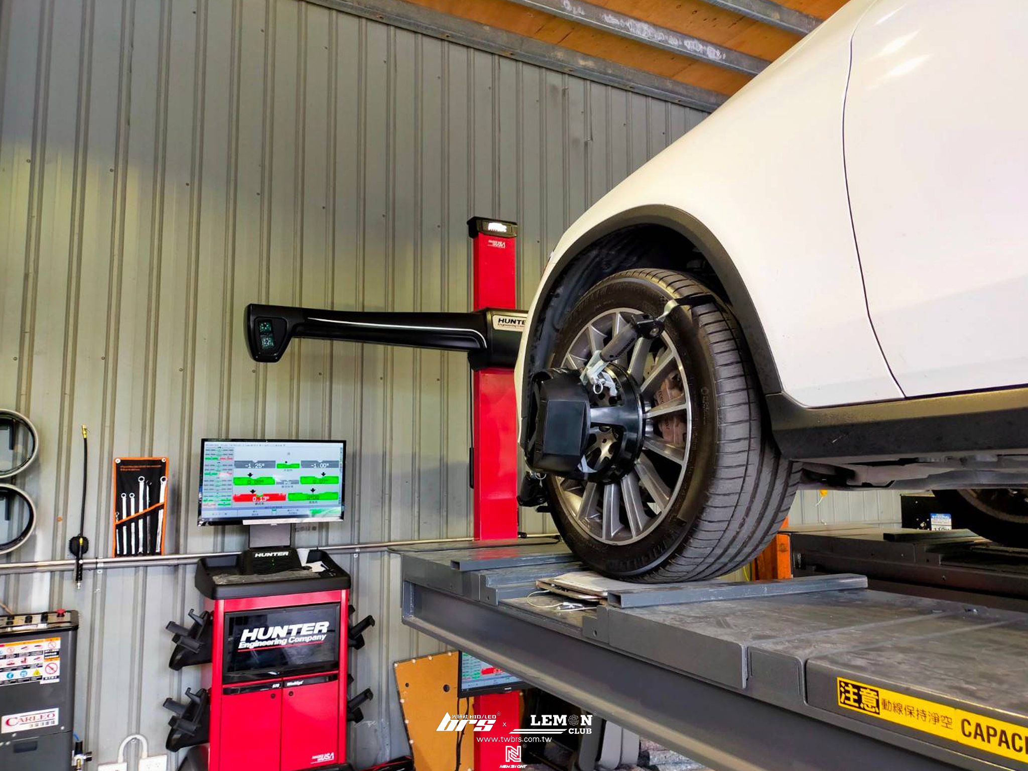 Benz W253 保養 四輪定位