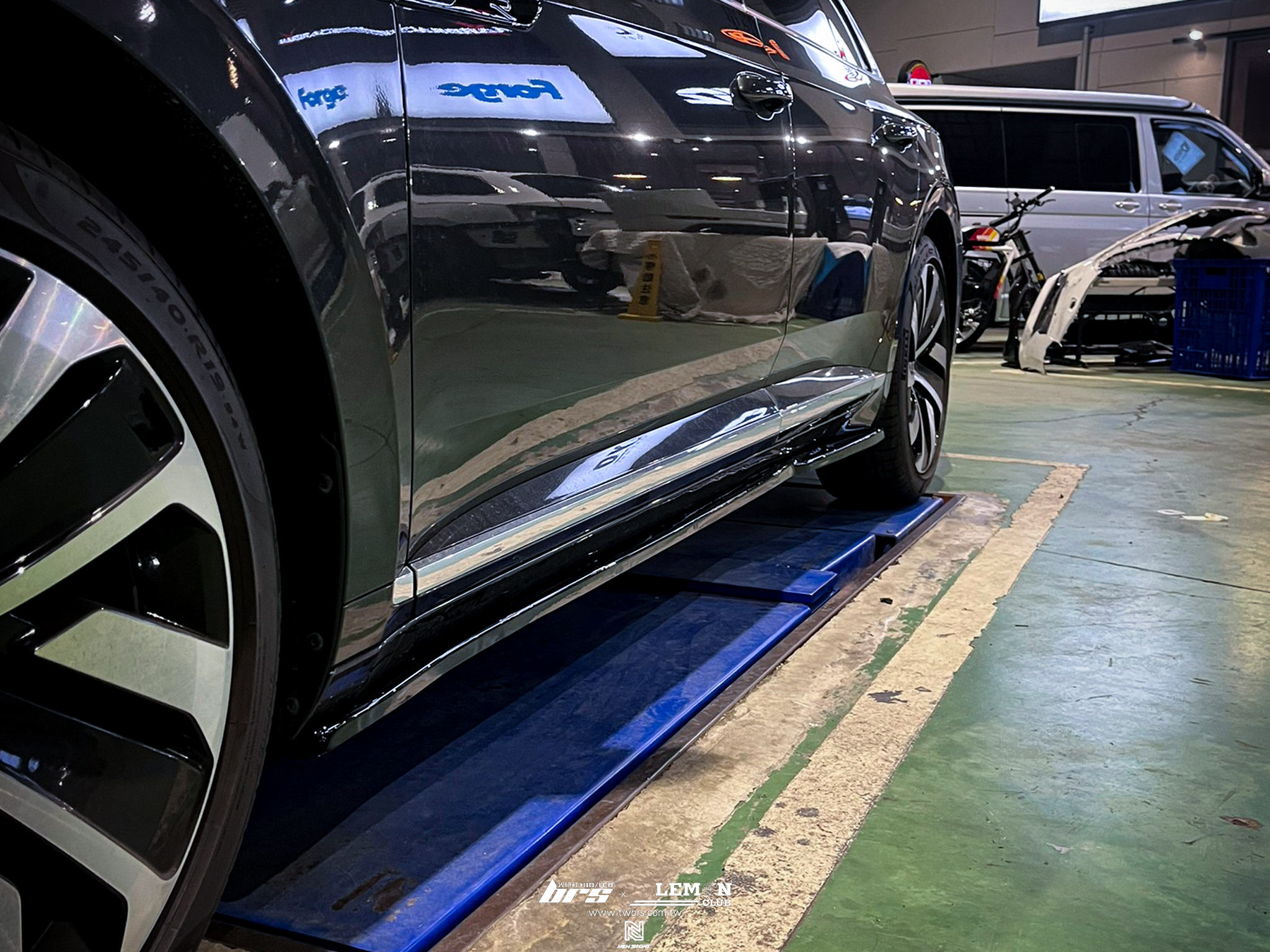 Volkswagen Arteon R-Line 安裝 類Max前下巴+類Max側裙+類MAX尾翼V1