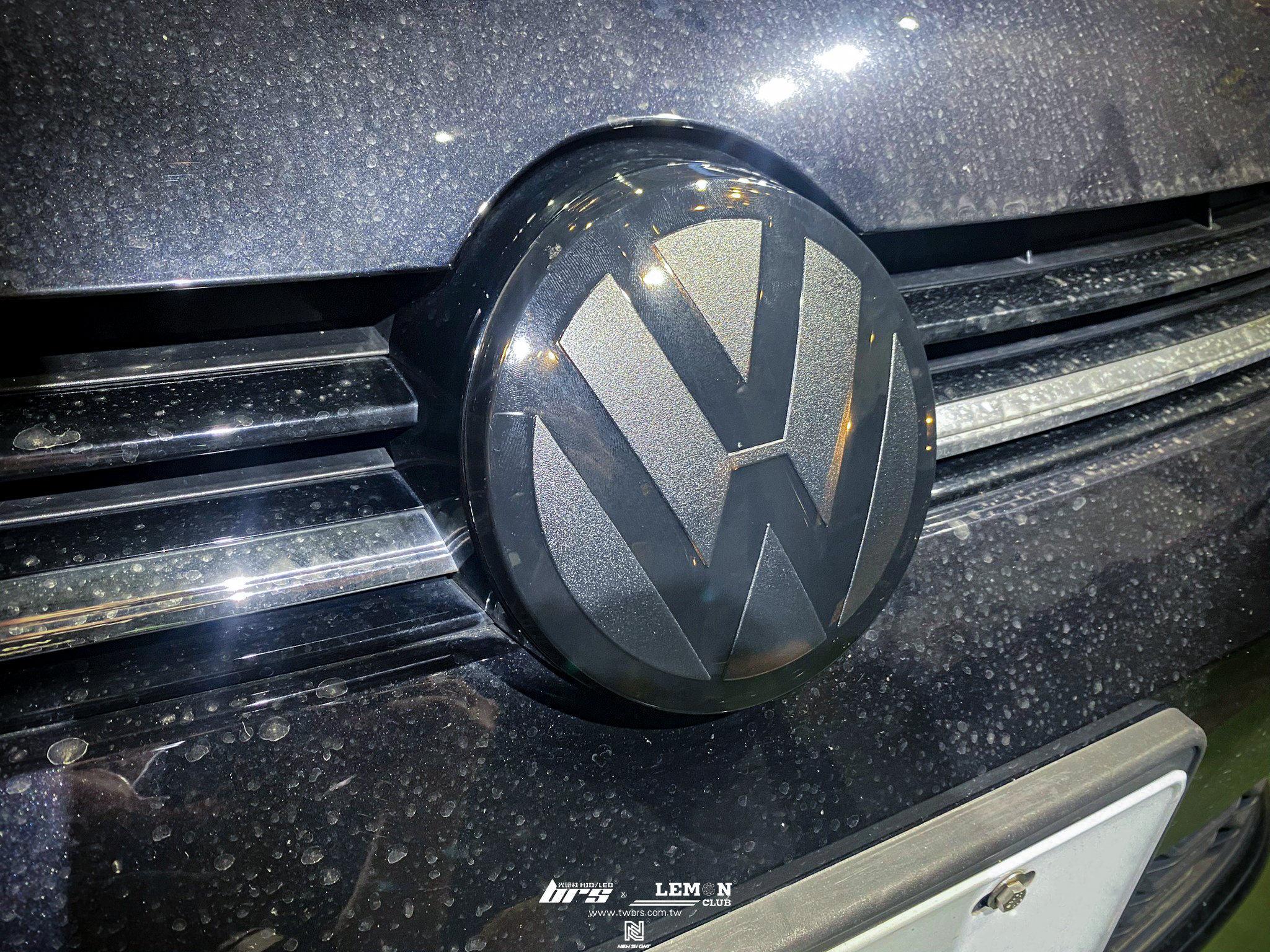 Volkswagen Golf 7.5 安裝 DQ200原廠閥體外蓋+前黑標