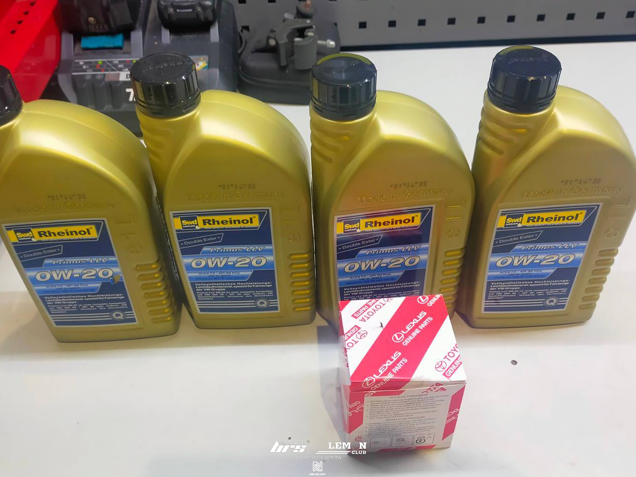 Toyota Town Ace 保養(萊茵機油0W20+原廠機油芯+K&N高流量空氣濾芯)