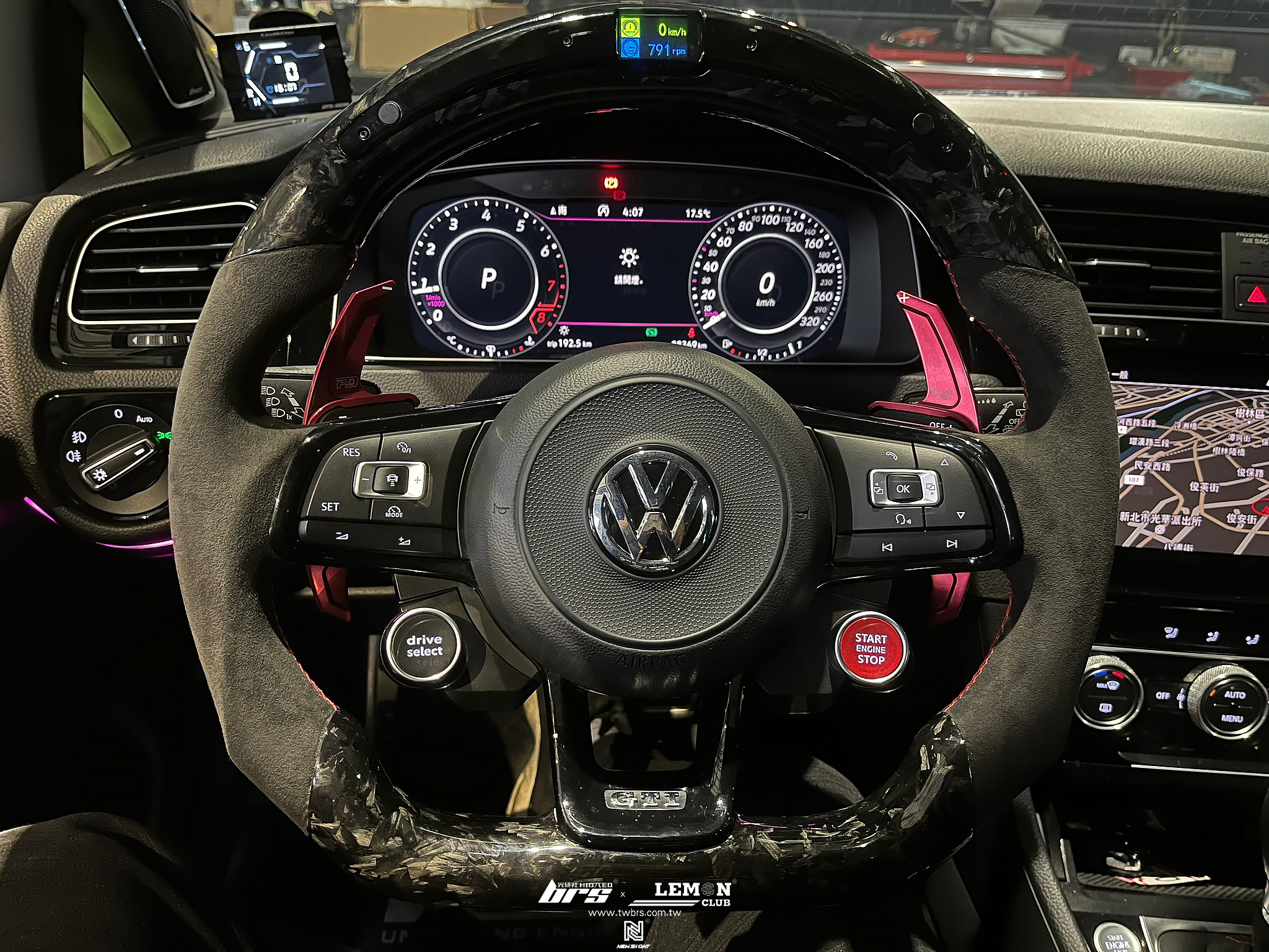 Volkswagen Golf 7.5 GTI 安裝 超轉燈方向盤+方向盤啟動按鍵(R8按鍵)