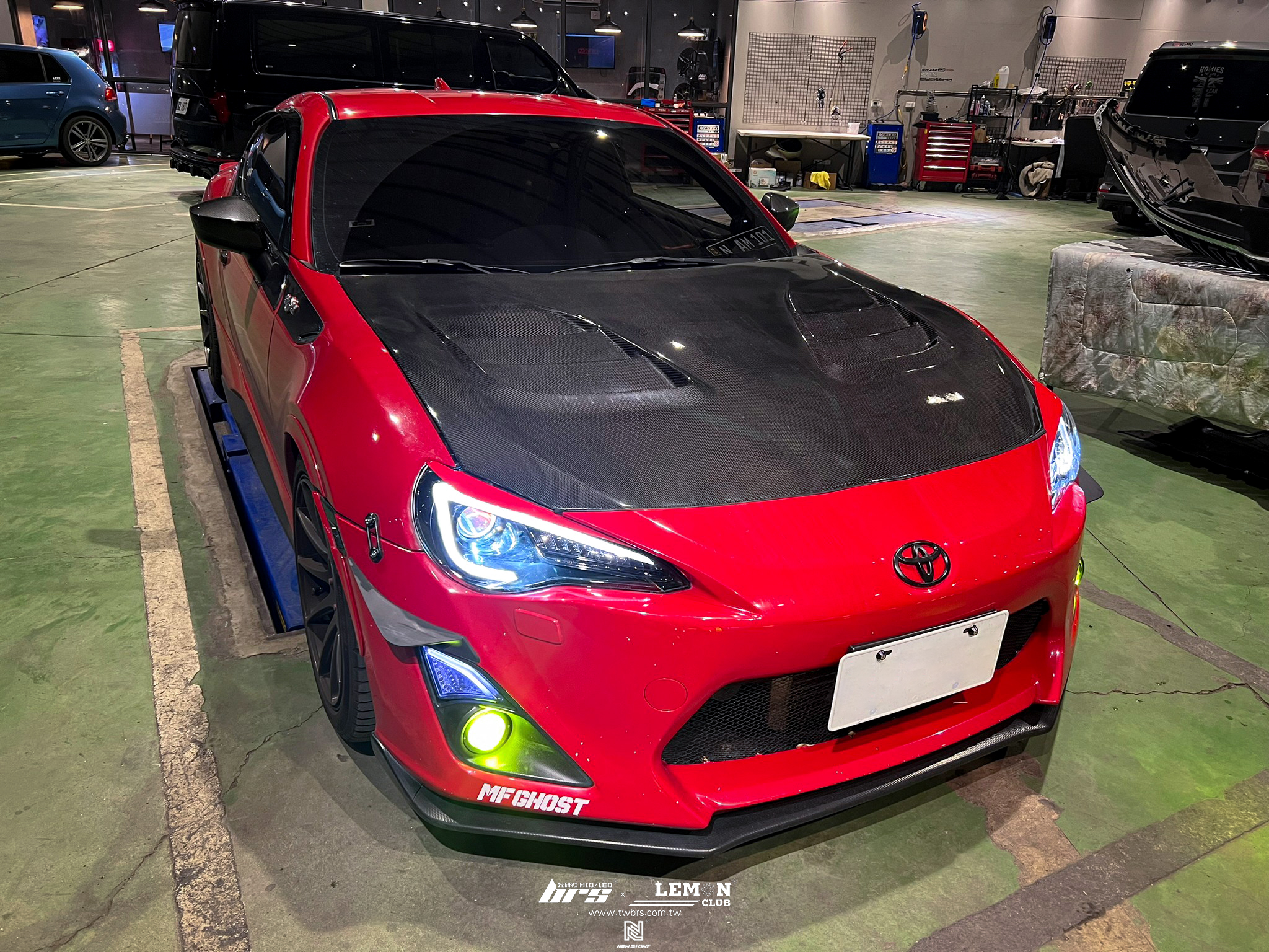 Toyota 86 安裝 LED導光魚眼大燈總成