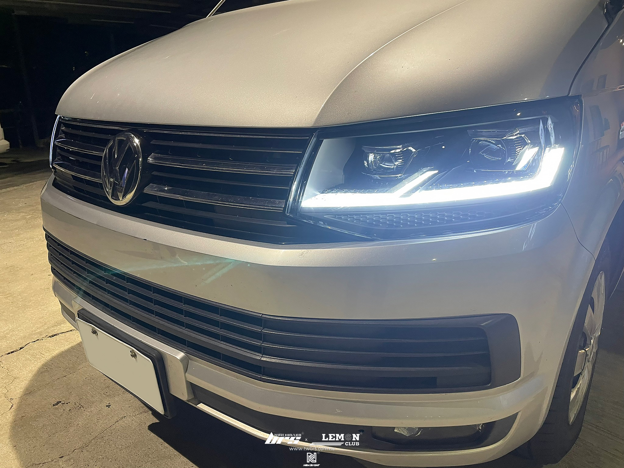 Volkswagen T6 安裝 T6改T6.1全LED大燈總成