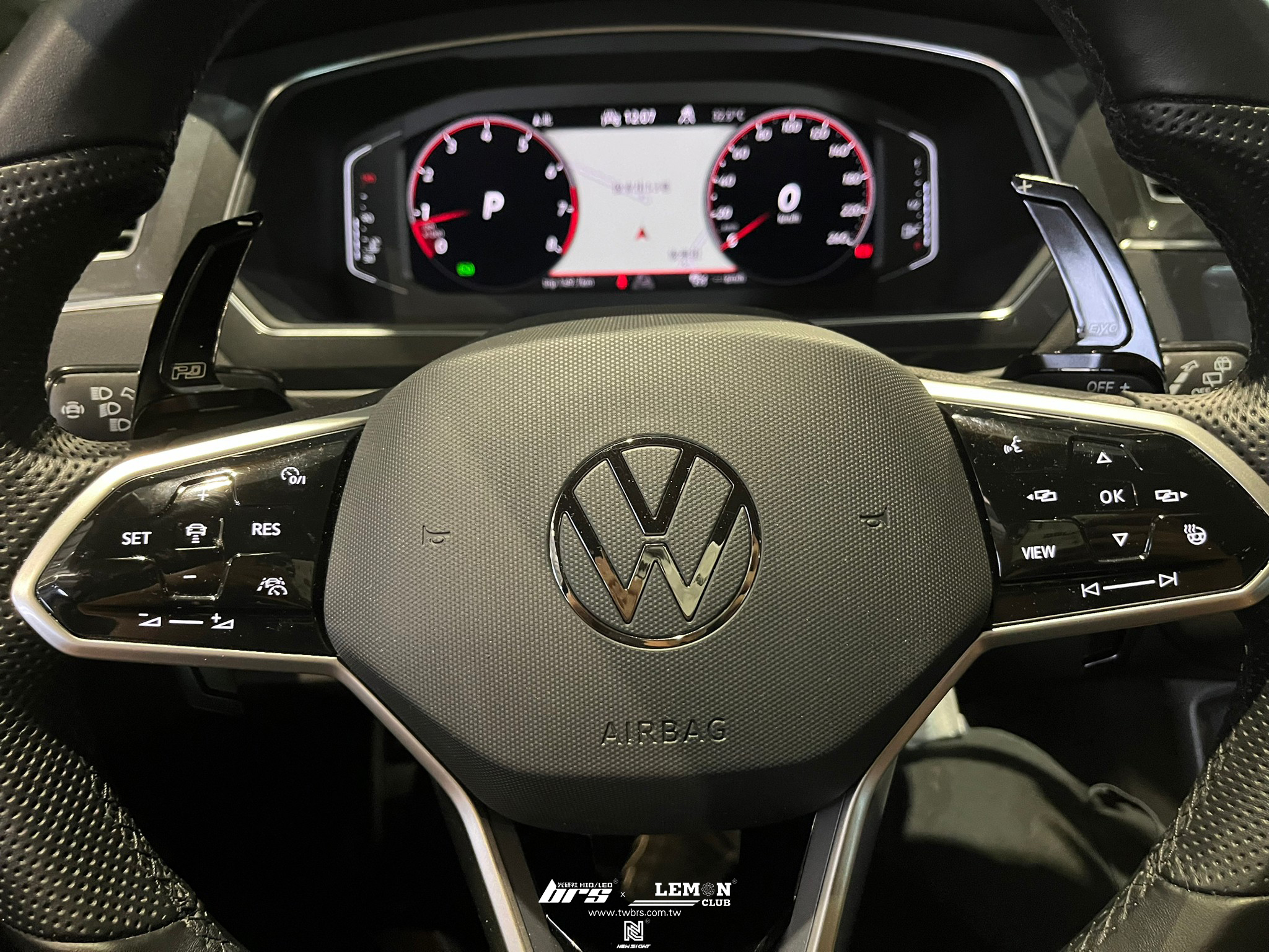 Volkswagen New Tiguan 安裝 Leyo換檔撥片