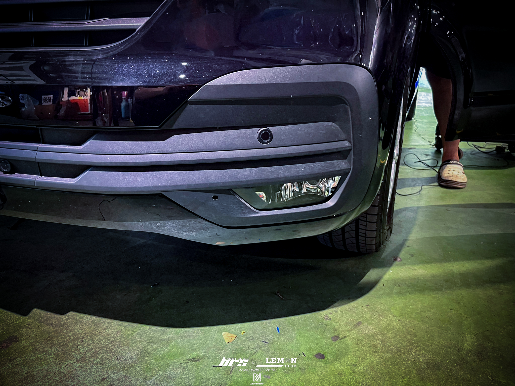 Volkswagen T6.1 安裝 原廠專用霧燈總成