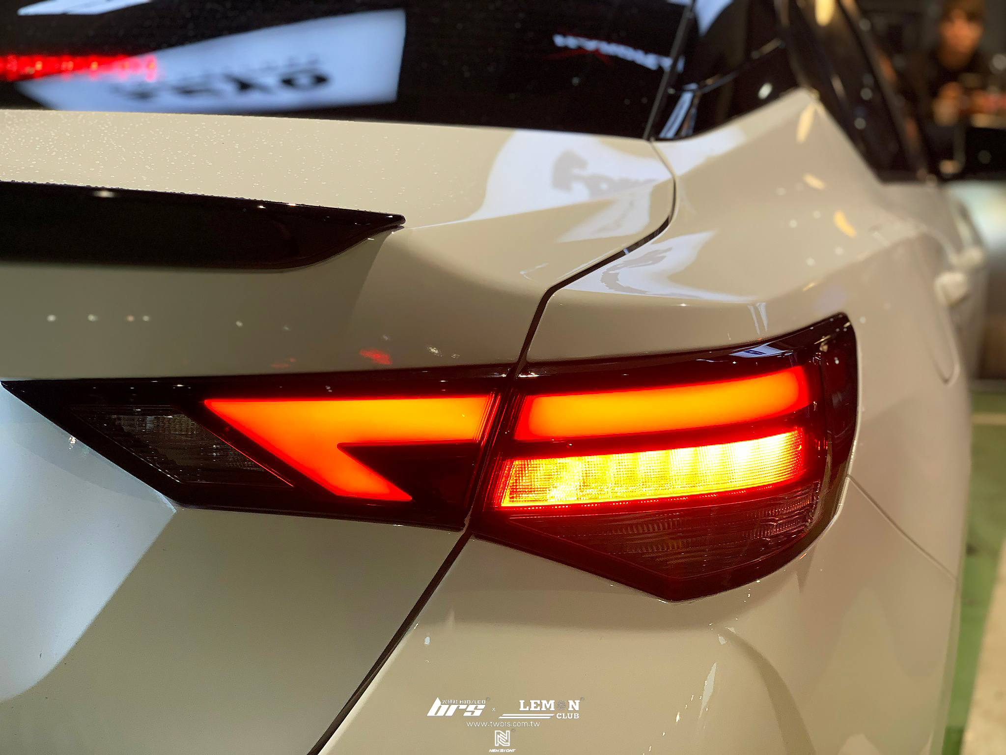 Nissan Sentra 安裝 LED尾燈