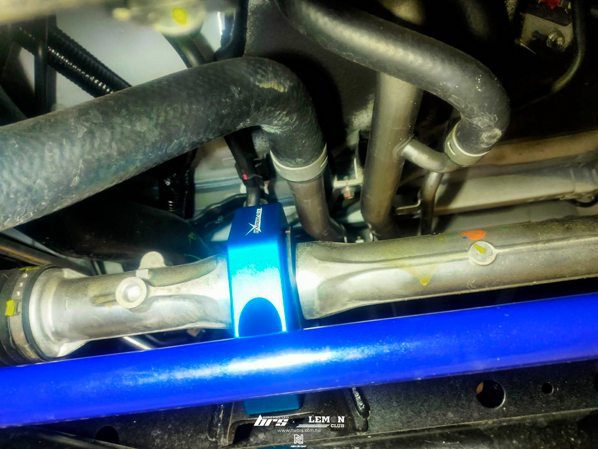 Toyota Town Ace 安裝 HARDRACE方向機固定鋁座