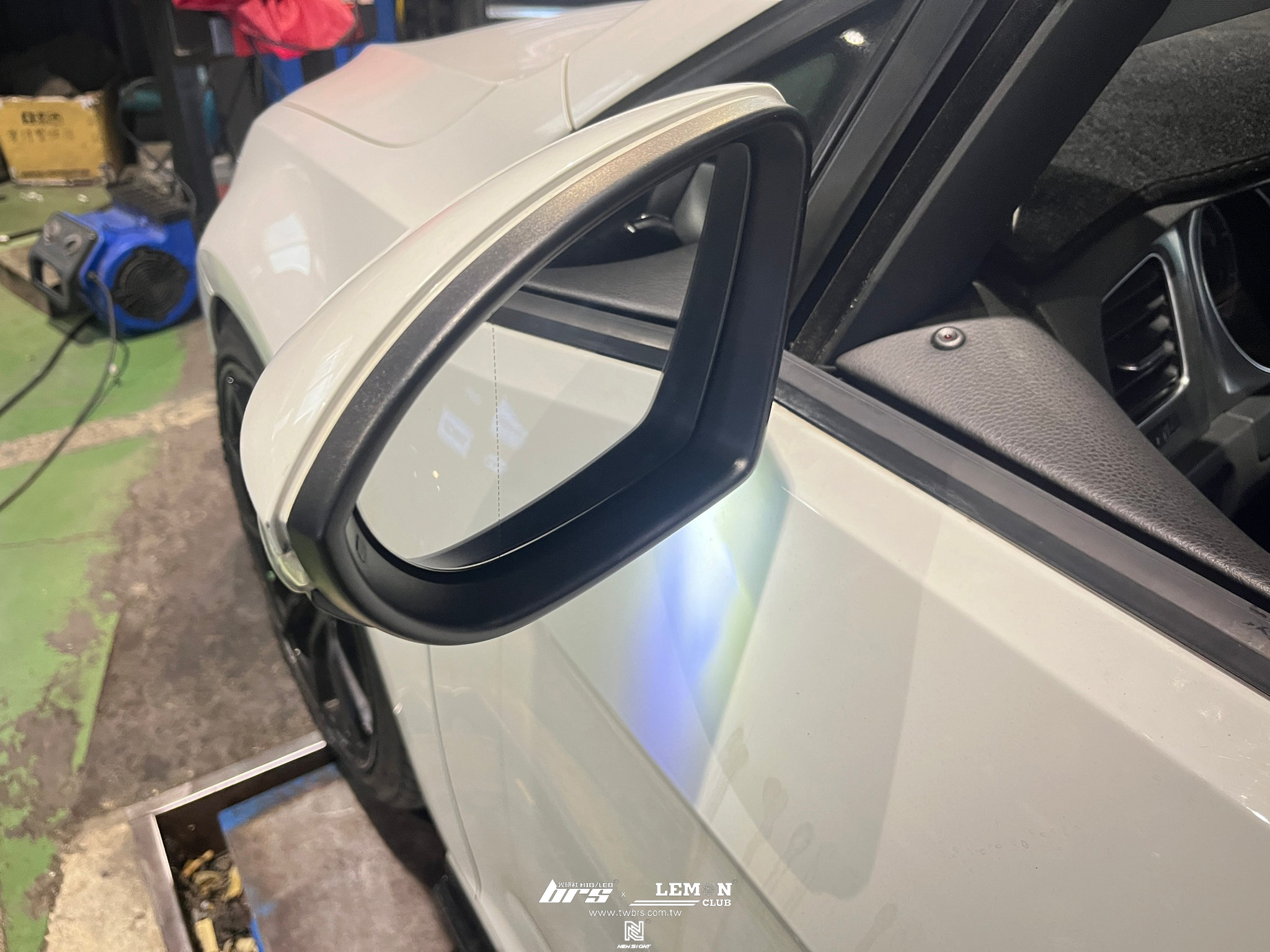 Volkswagen Golf 7 安裝 原廠電動折疊後視鏡