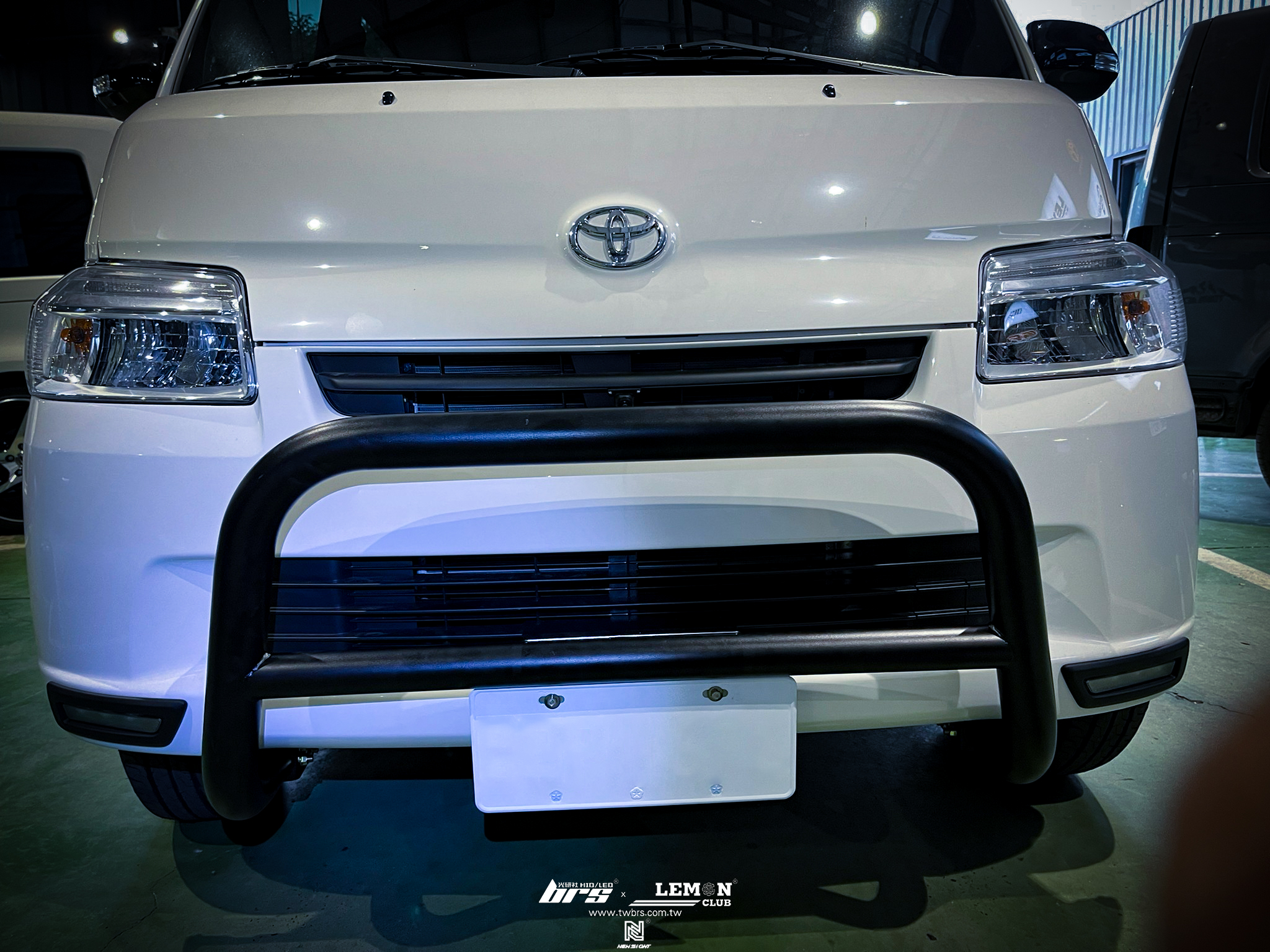 Toyota Town Ace 安裝 前保桿防撞桿