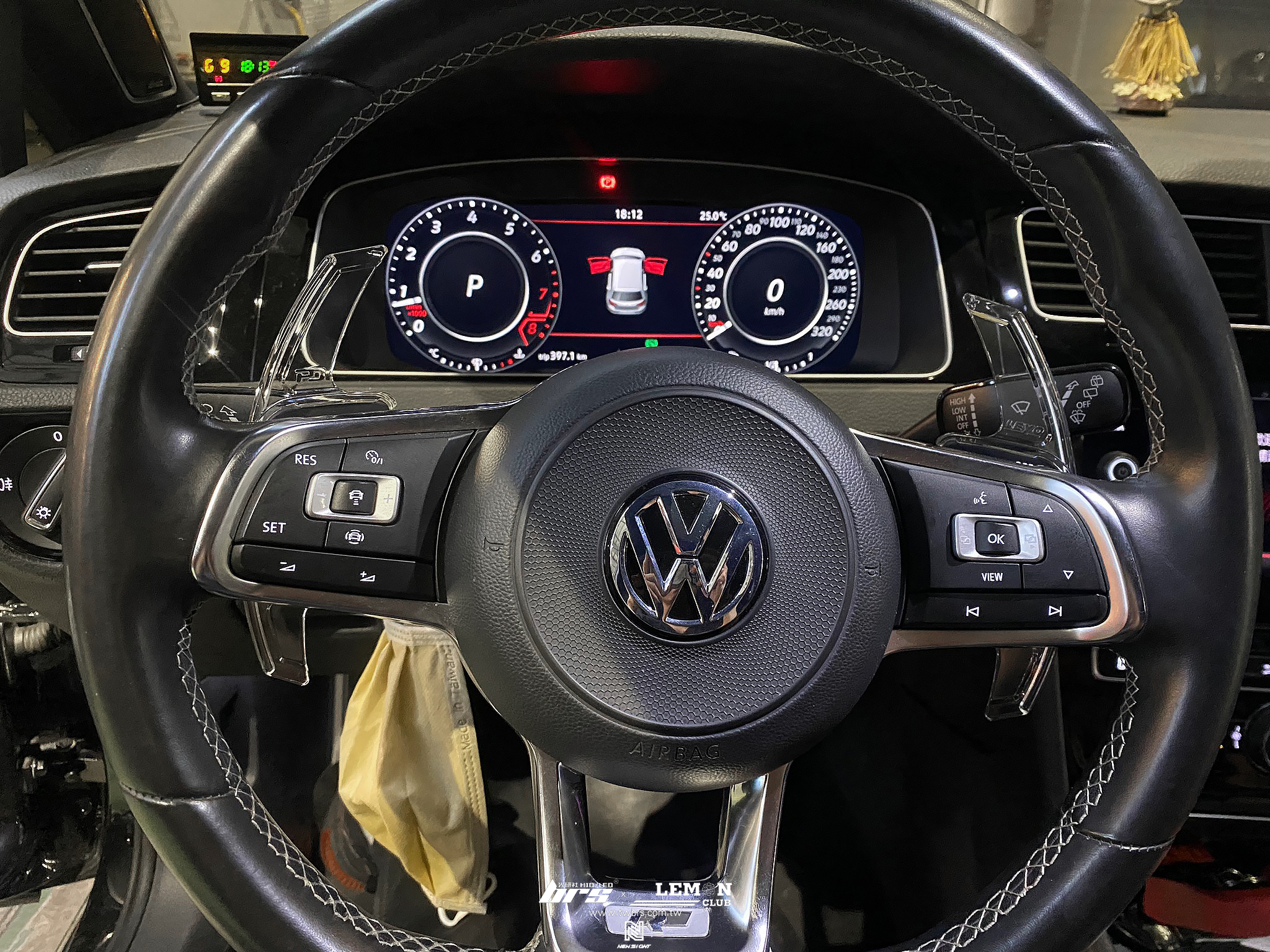 Volkswagen Golf 7.5 安裝 Leyo透明換檔撥片