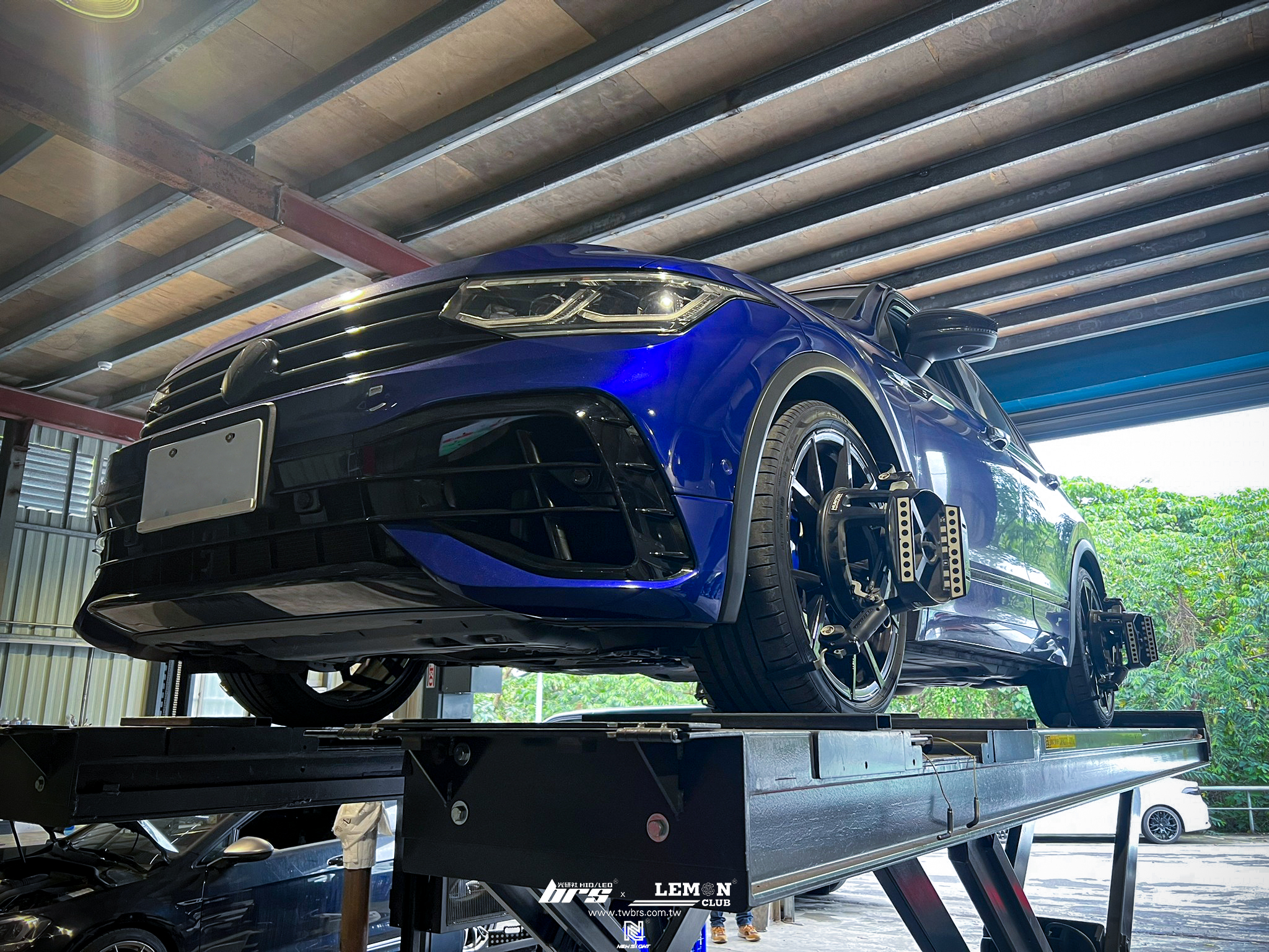 Volkswagen New Tiguan 安裝 HUNTER 3D電腦四輪定位