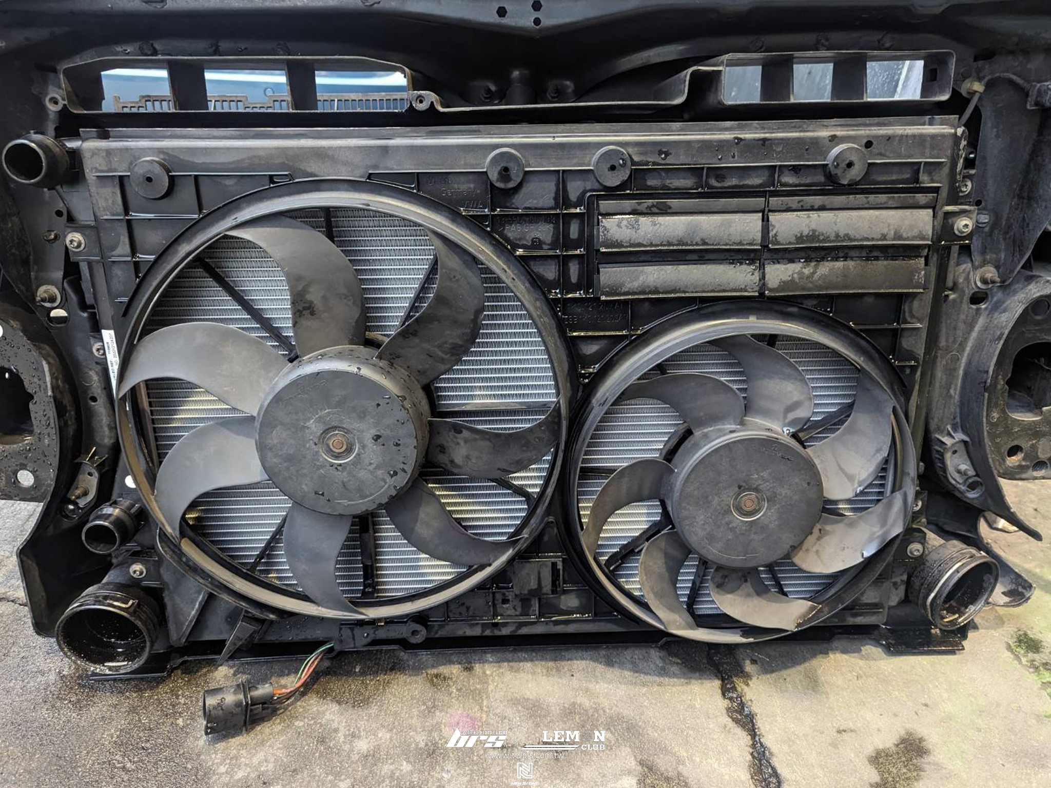 Volkswagen Passat 保養 水箱更換