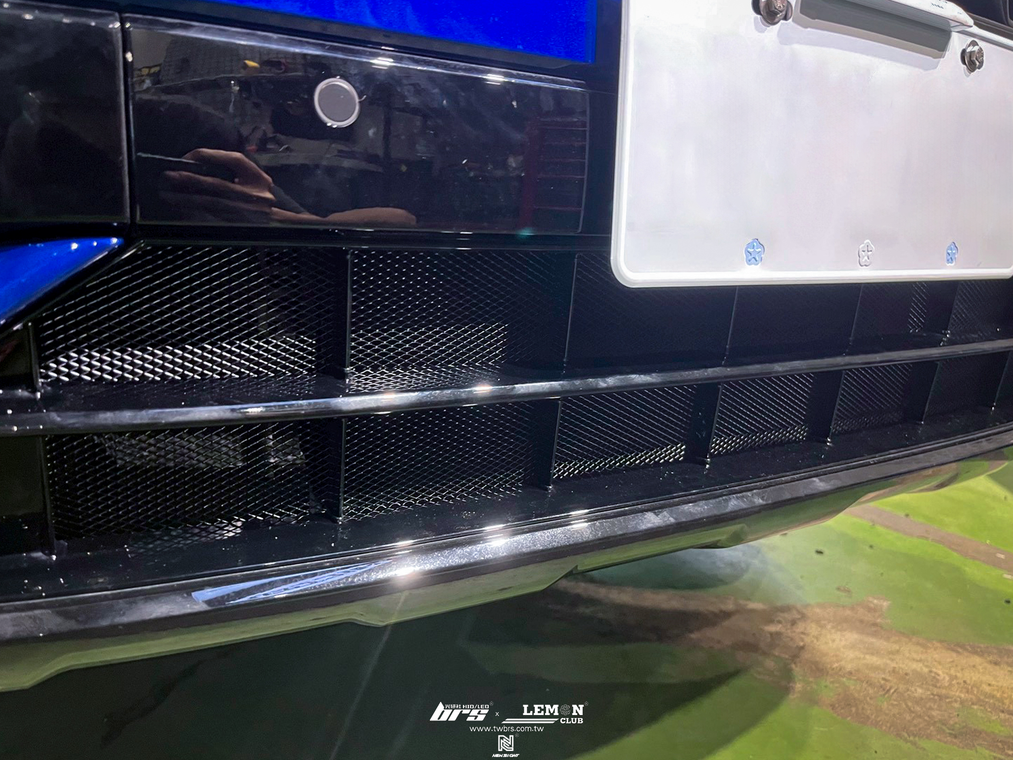 Volkswagen T-ROC 安裝 前保桿防跳石網