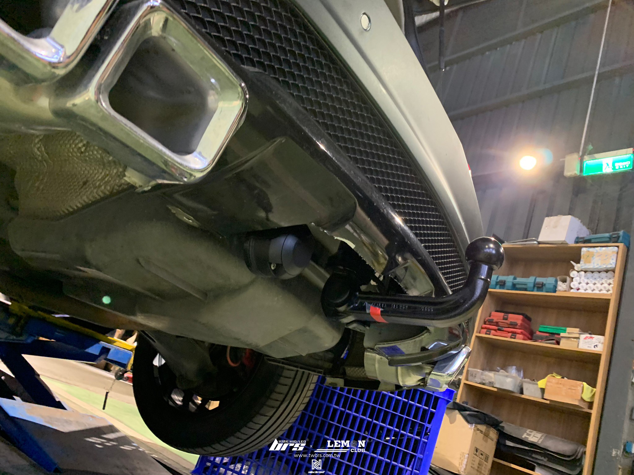 Benz GLK 安裝 專用拖車勾+專用線組