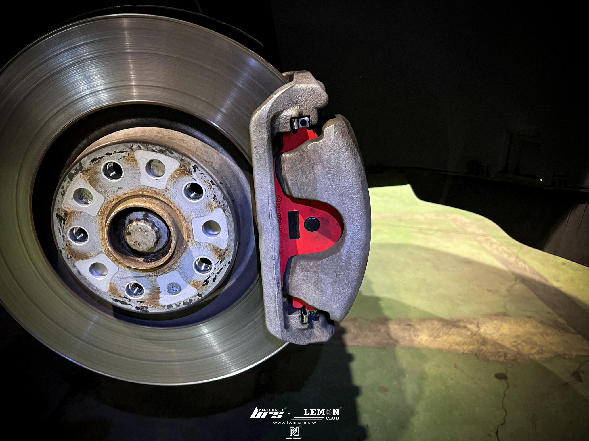 Skoda Kodiaq 安裝 前Brembo來令片(黑皮)