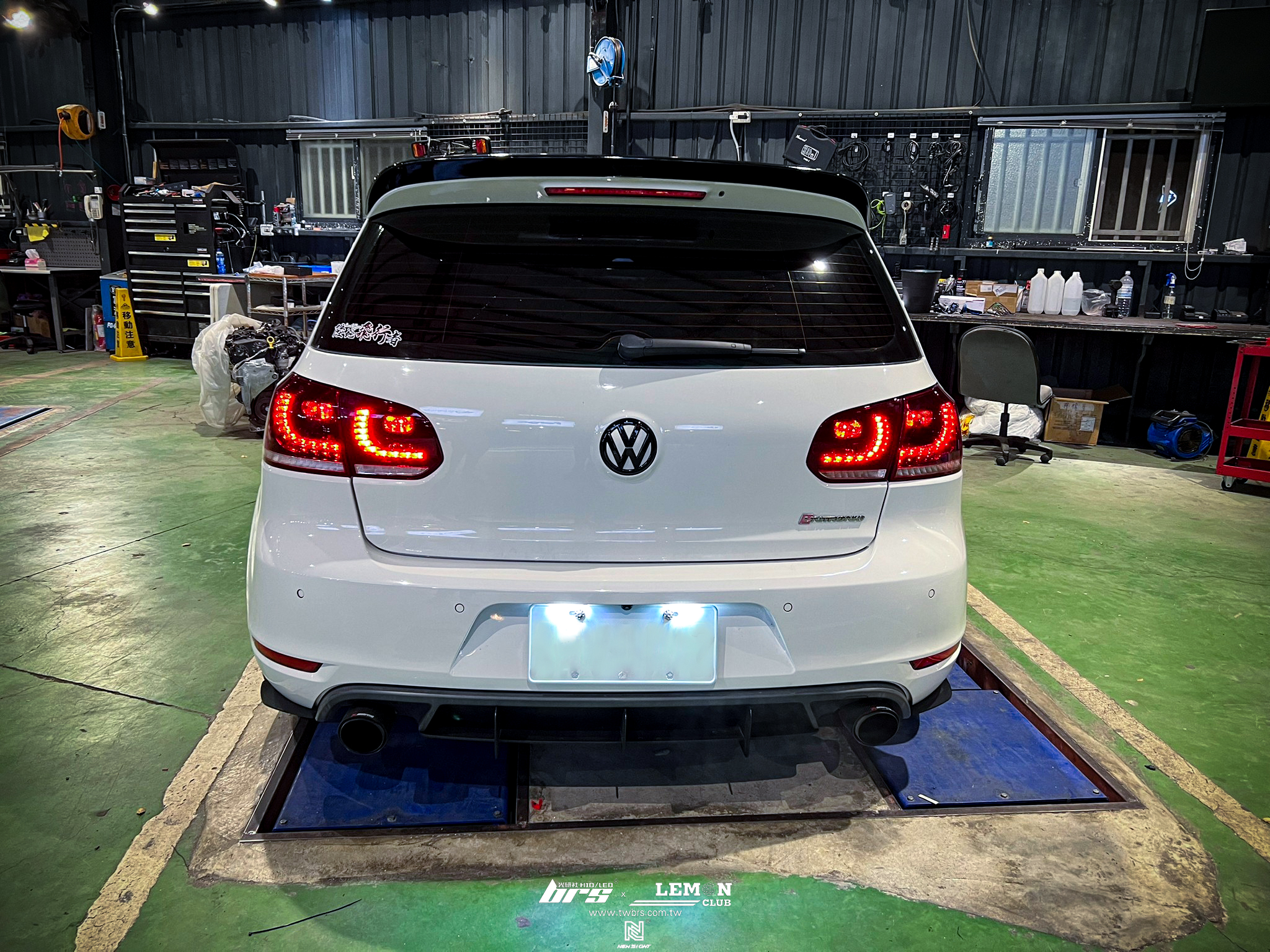 Volkswagen Golf 6 安裝 R20副廠流水LED尾燈+LED方向燈後視鏡蓋