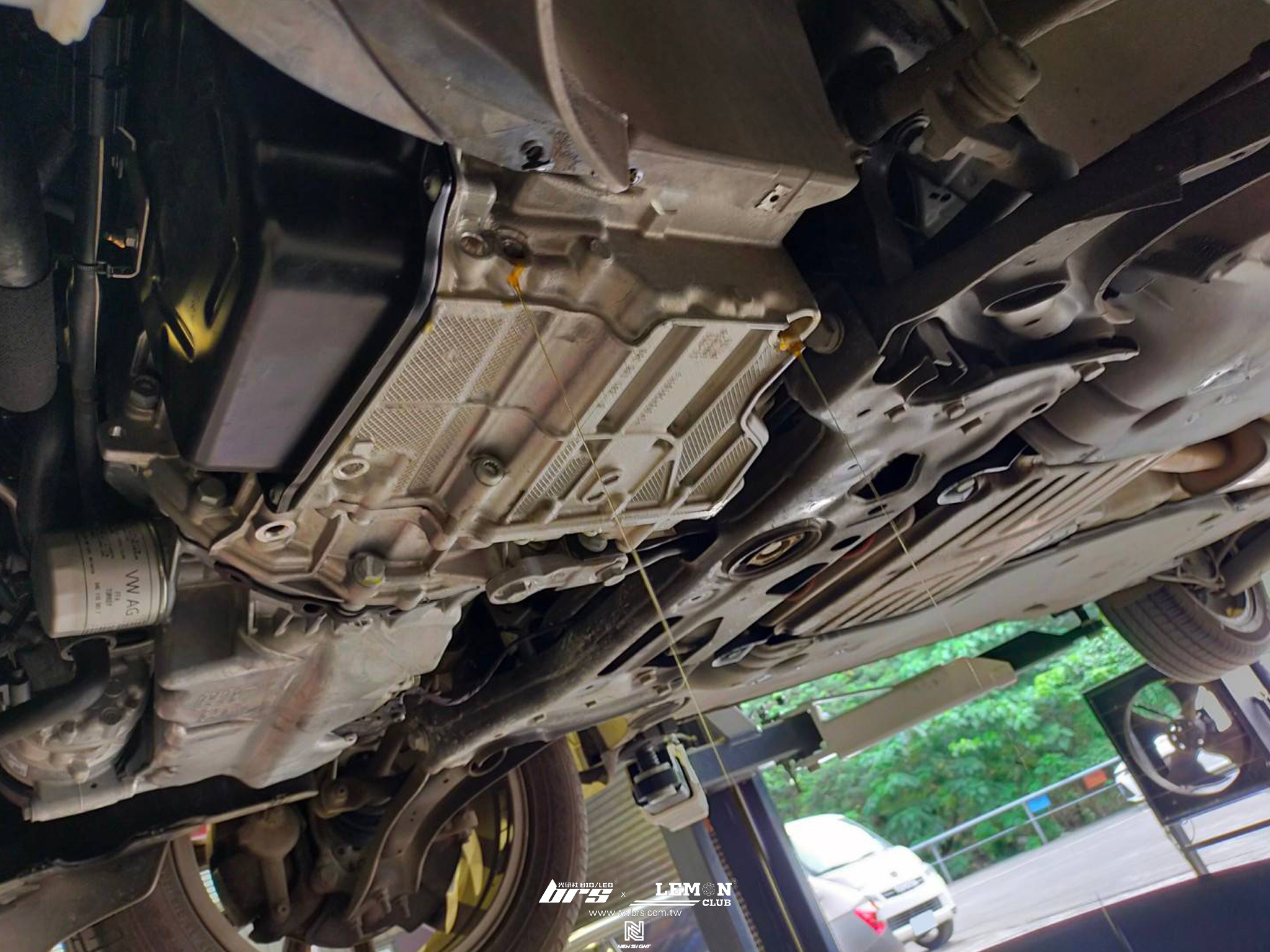 Skoda Kodiaq 保養 原廠變速箱油+濾芯+墊圈更換