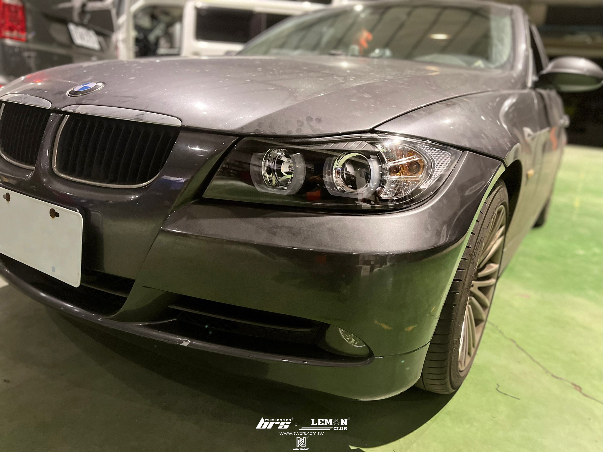 BMW E90 安裝 雙U大燈總成