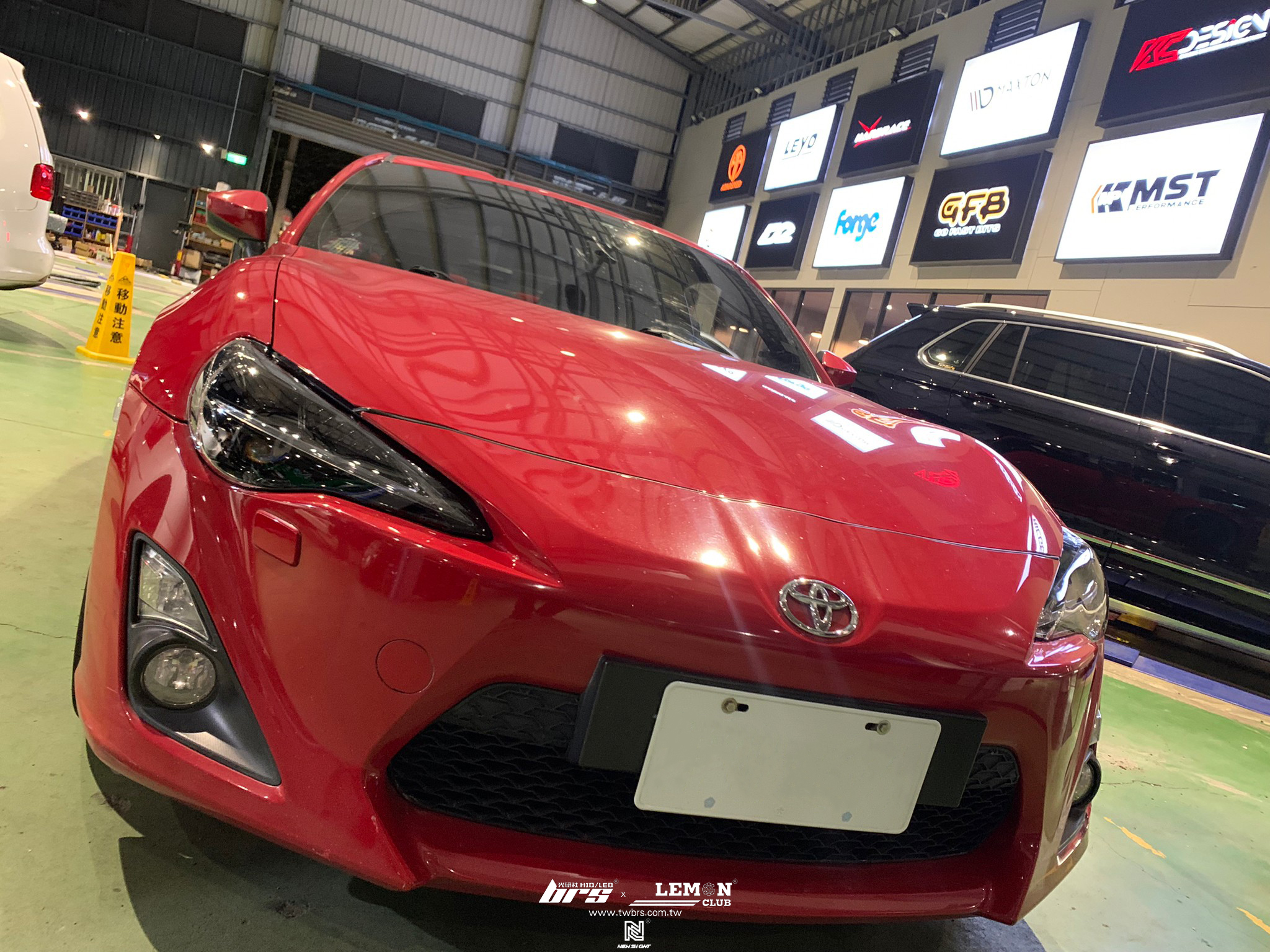 Toyota 86 安裝 全LED大燈