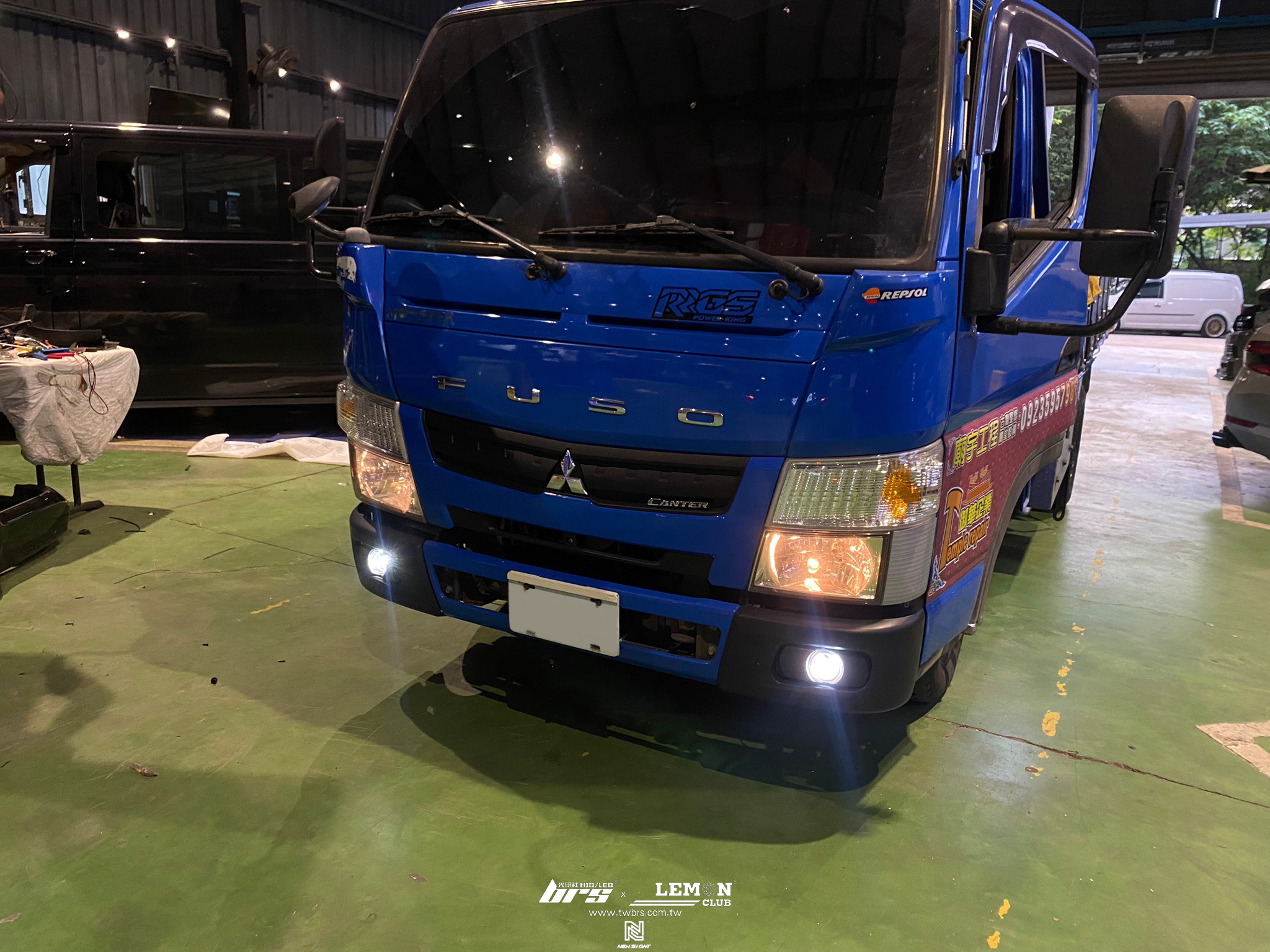 Fuso Canter 安裝 遠近魚眼霧燈