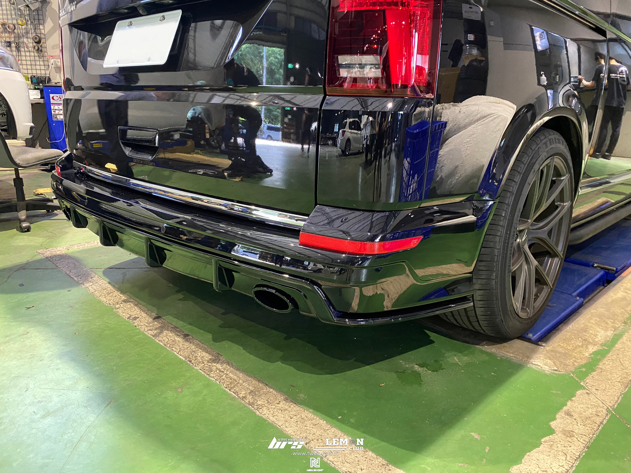 Volkswagen T6.1 安裝 LV-R後保桿