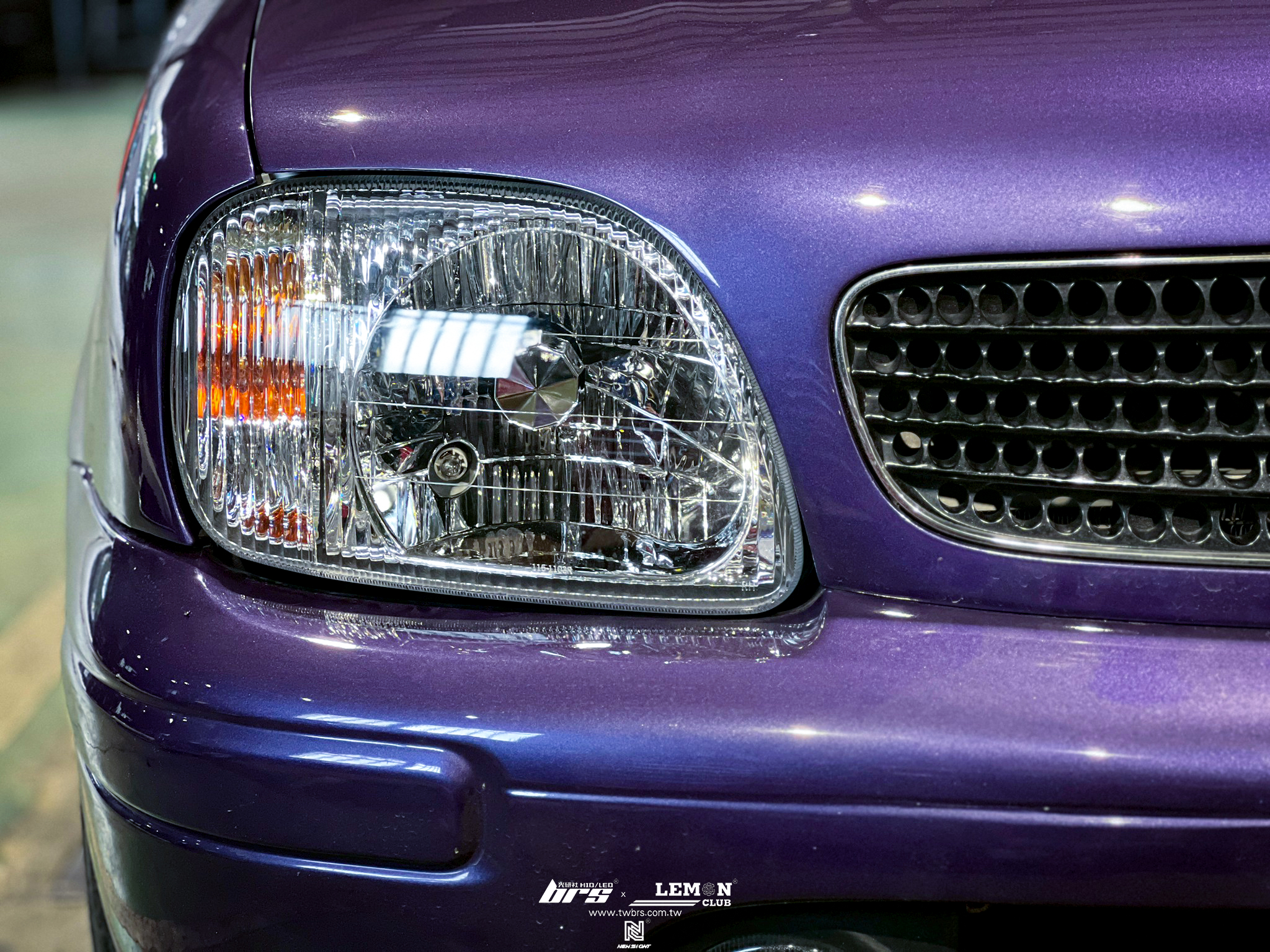 March K11 安裝 原廠型大燈總成