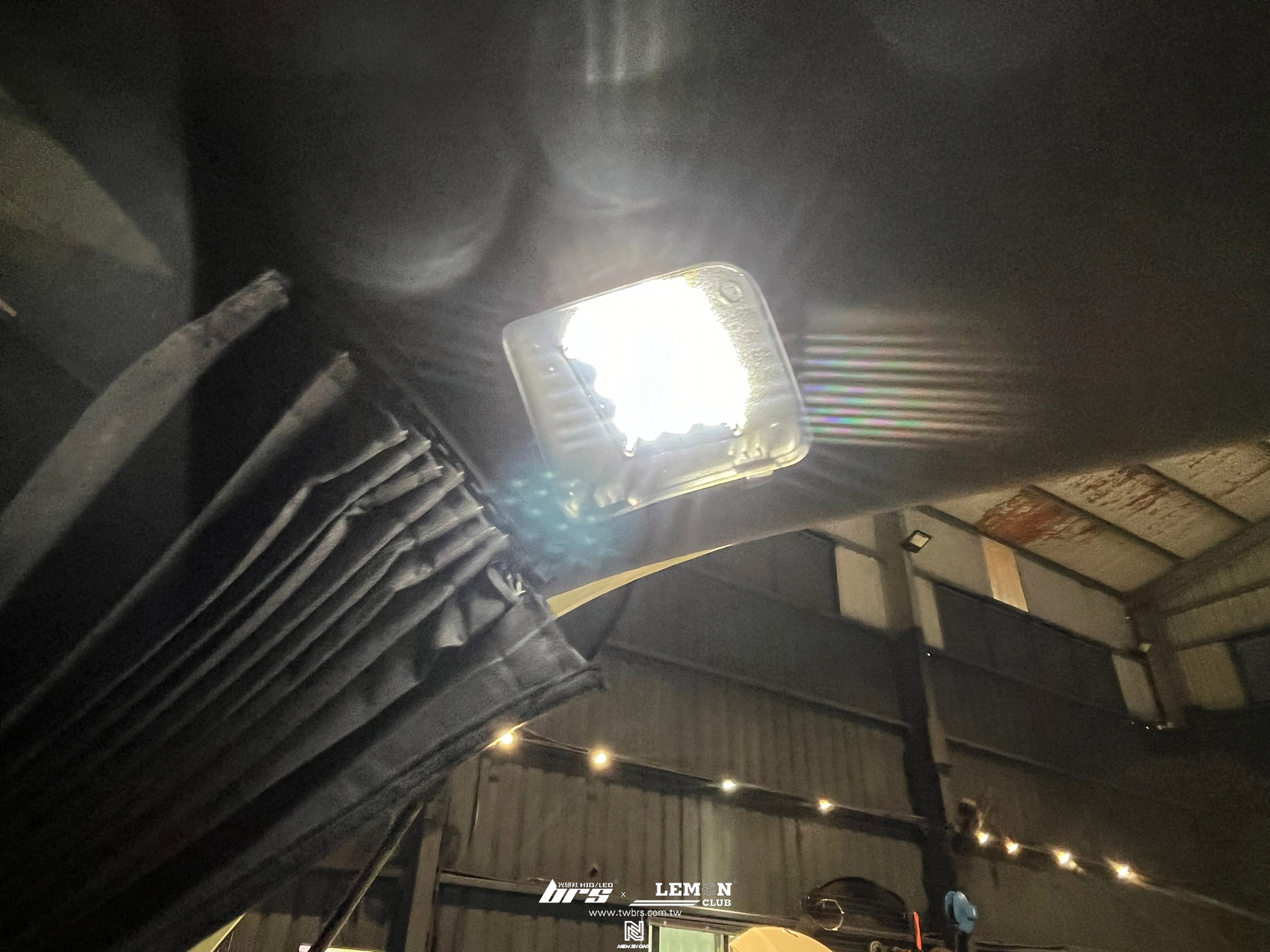 Luxgen U6 安裝 尾門燈