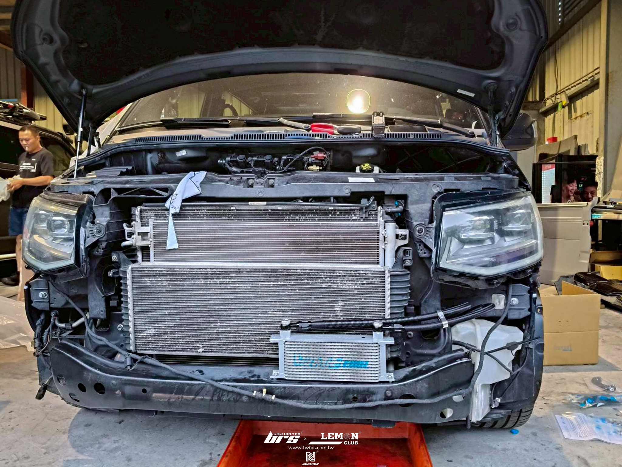 Volkswagen T6 安裝 KATE COOL變速箱油冷器+煞車頂桿