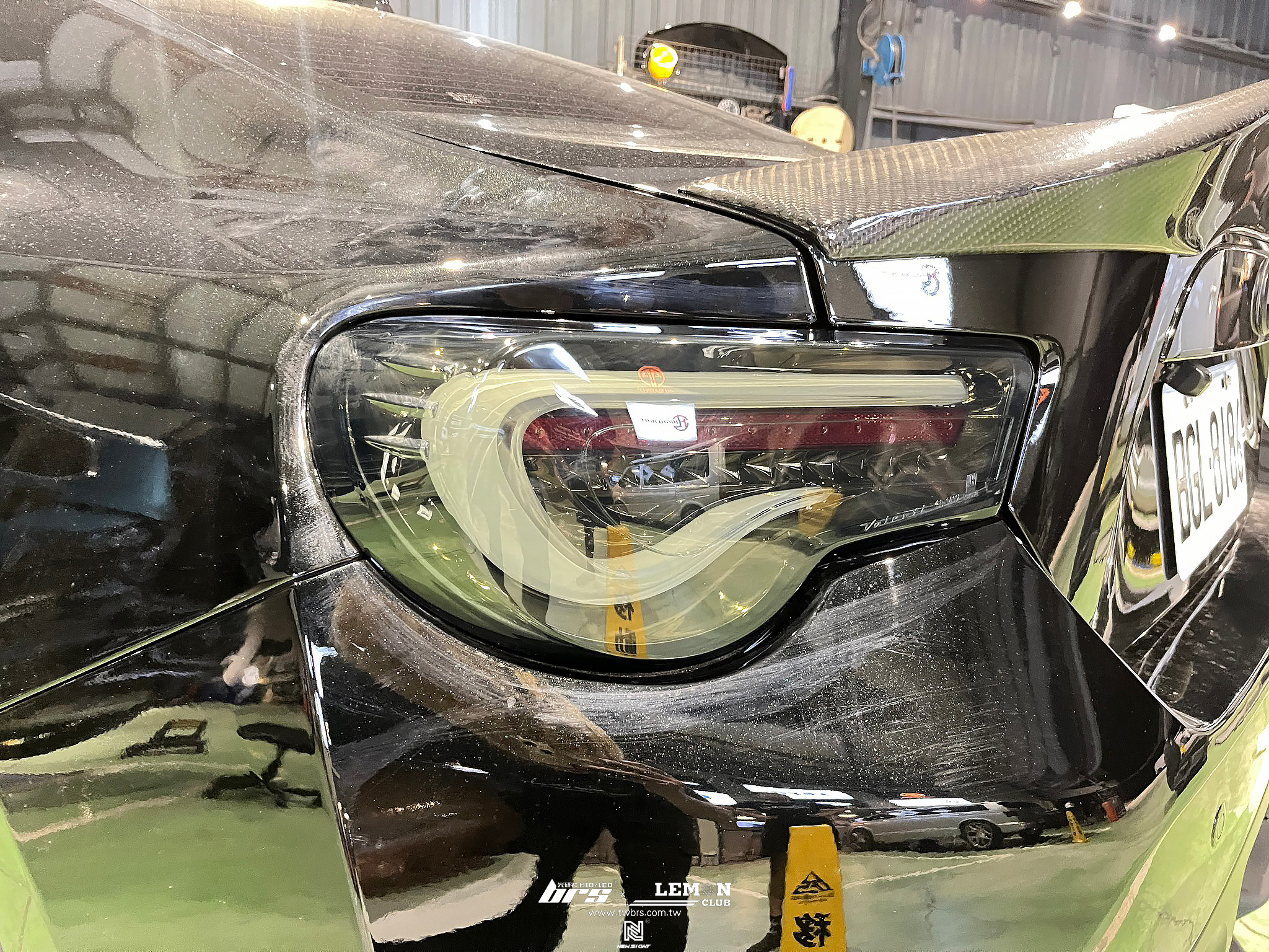 Toyota 86 安裝 LED燻黑尾燈