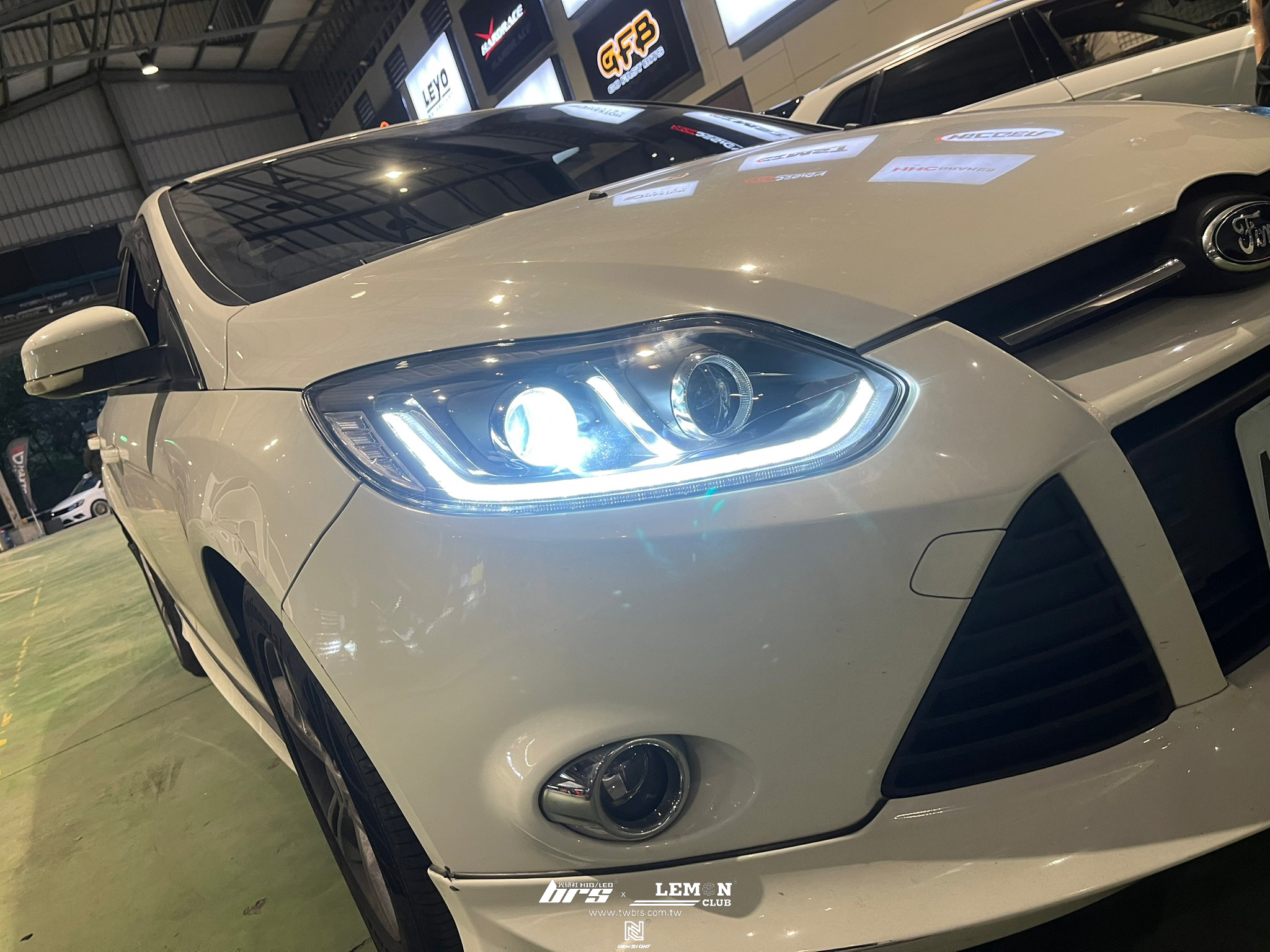 Ford Focus 安裝 魚眼大燈總成+H7 6500K 高階款LED