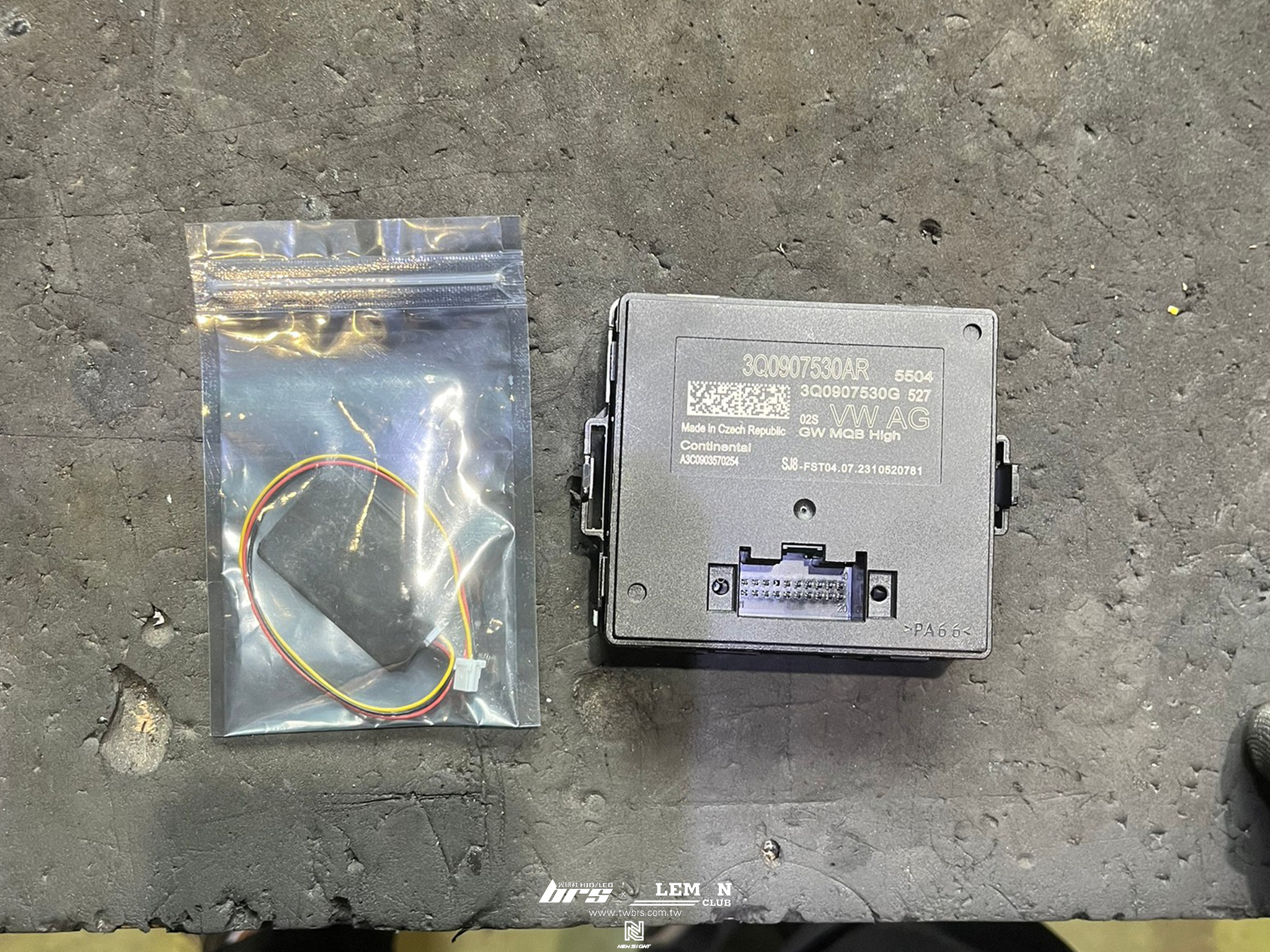 Volkswagen T6.1 安裝 網關型離手晶片