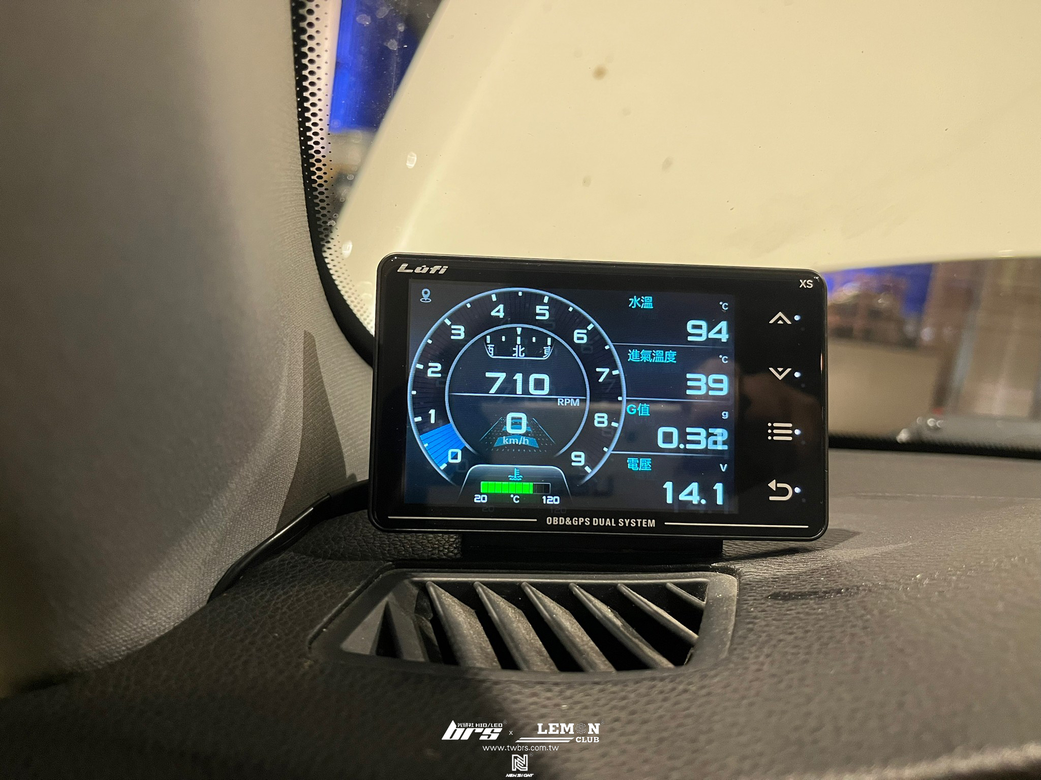 BMW E92 335i 安裝 大燈HIGHLIGHT SS款(高階款) 6500K LED+LUFI 全液晶OBD多功能儀表