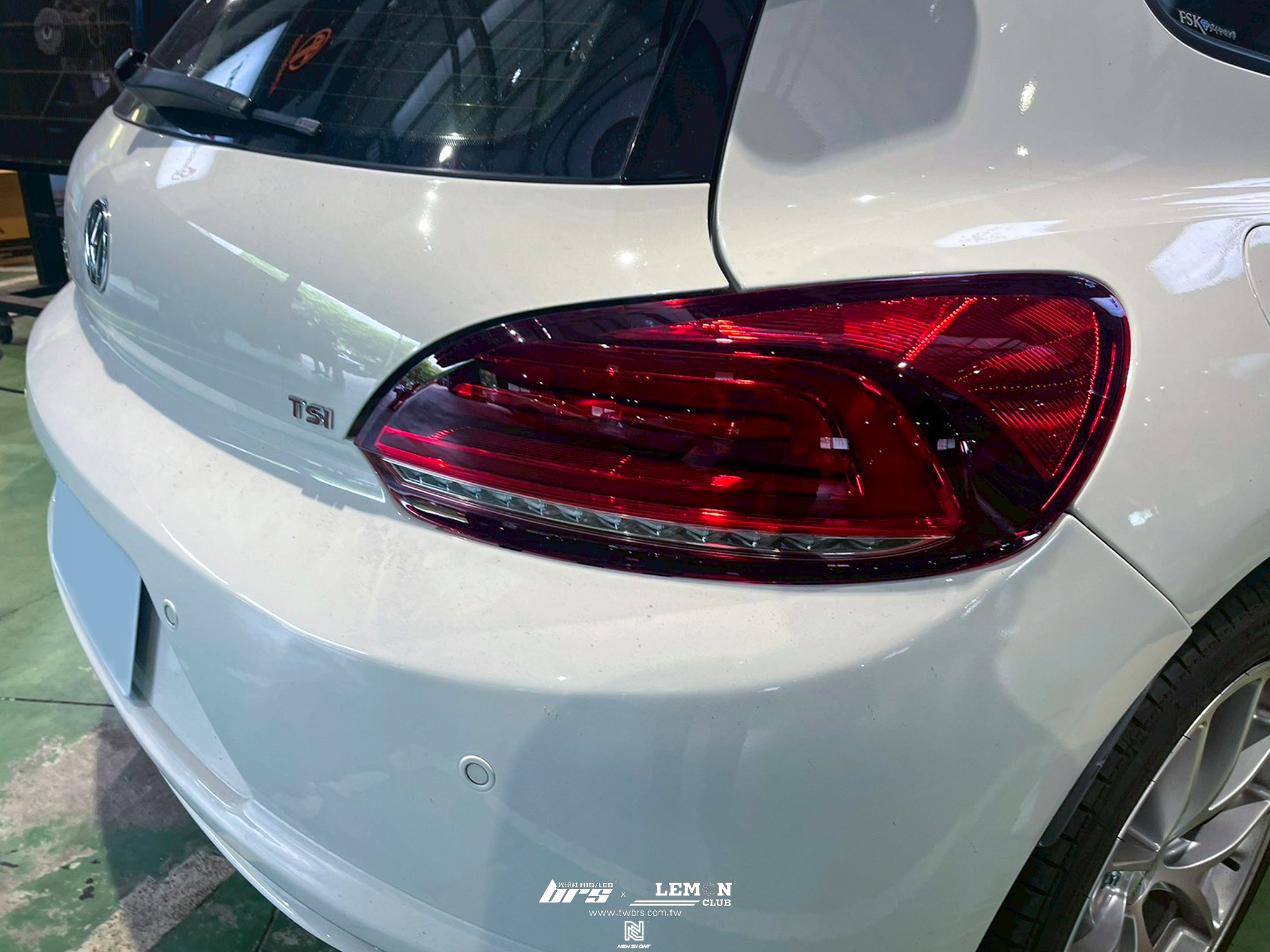 Volkswagen Scirocco 安裝 副廠LED流水尾燈