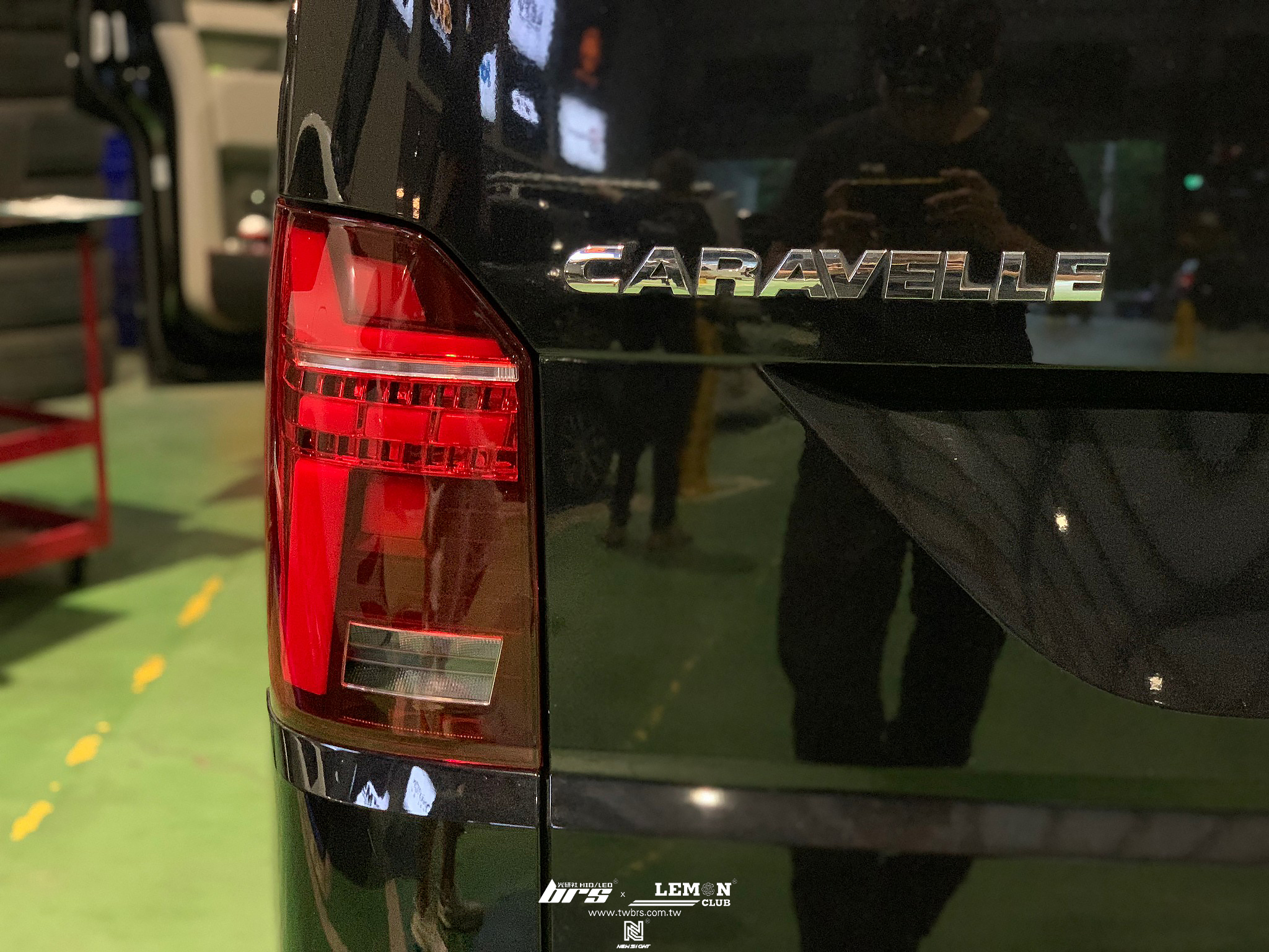 Volkswagen T6 安裝 LED尾燈