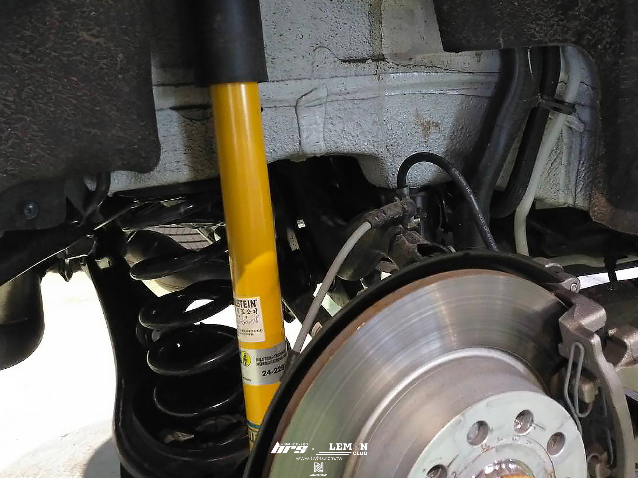 Skoda Octavia 安裝 Bilstein倍適登B6避震器