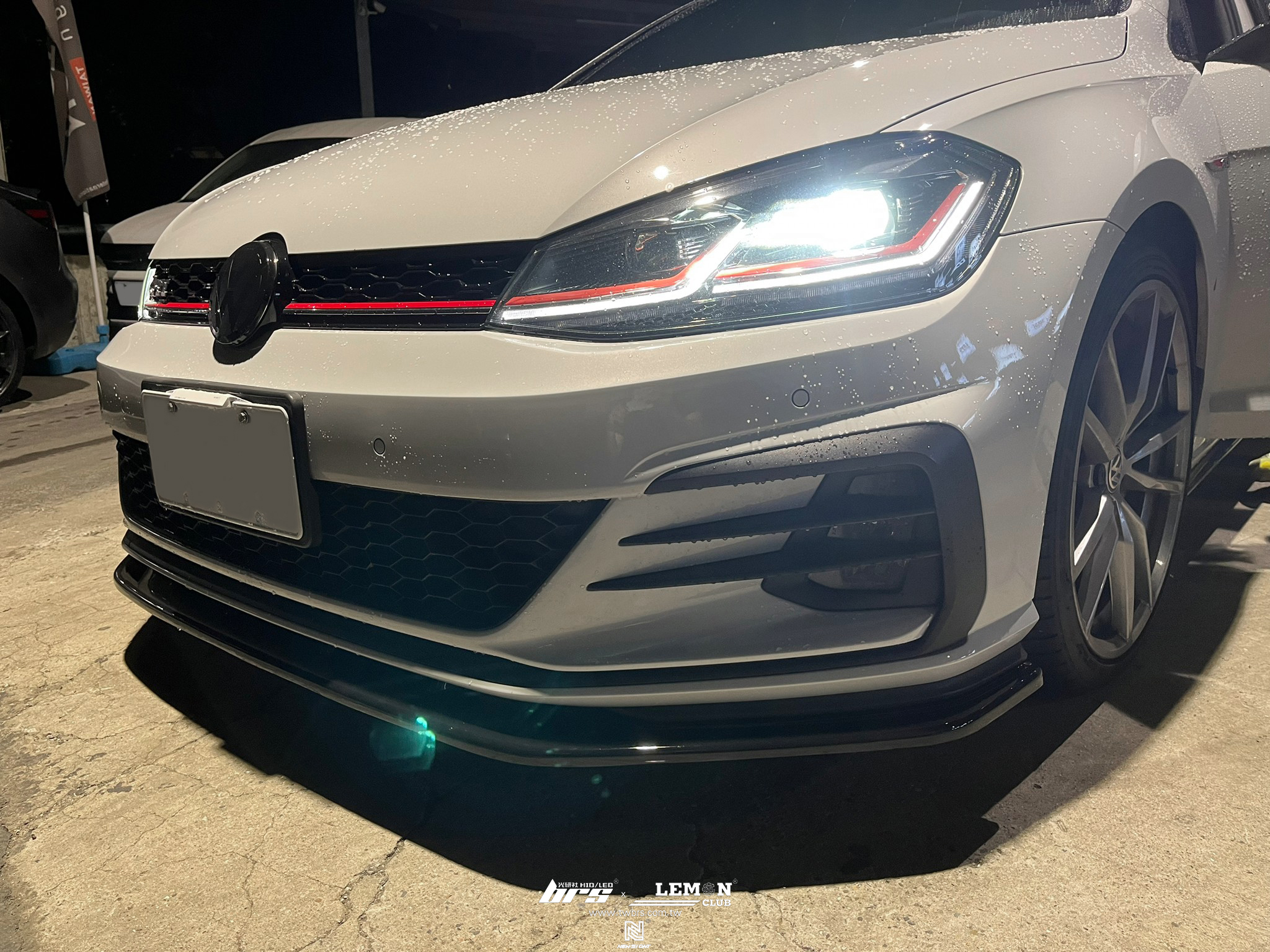 Volkswagen Golf 7.5 GTI 安裝 專用類MAX前下巴