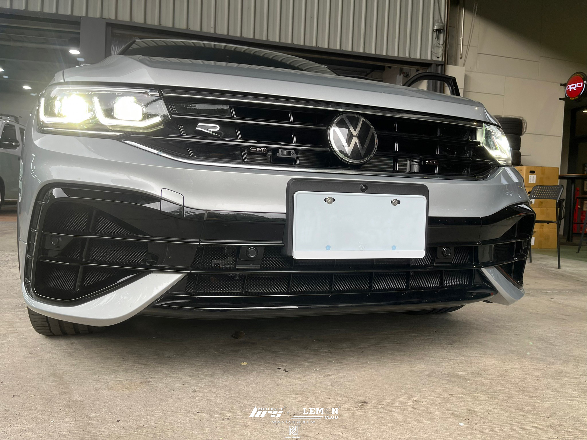Volkswagen New Tiguan R 安裝 保桿防跳石網