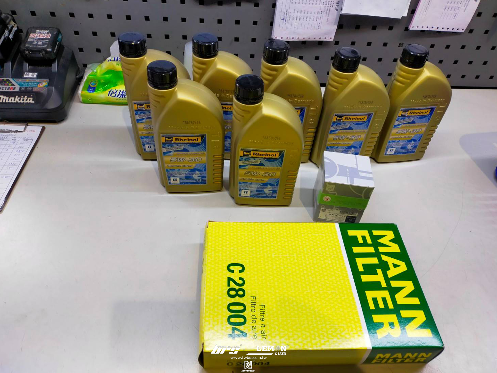 Benz W253 GLC250 保養(德國Rheinol萊茵機油5W30+原廠機油芯)+MANN空氣濾芯