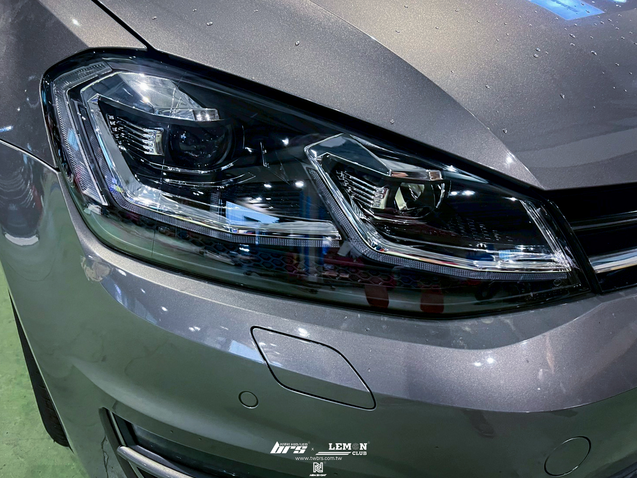 Volkswagen Golf 7 安裝 副廠7改7.5式樣銀線魚眼大燈總成