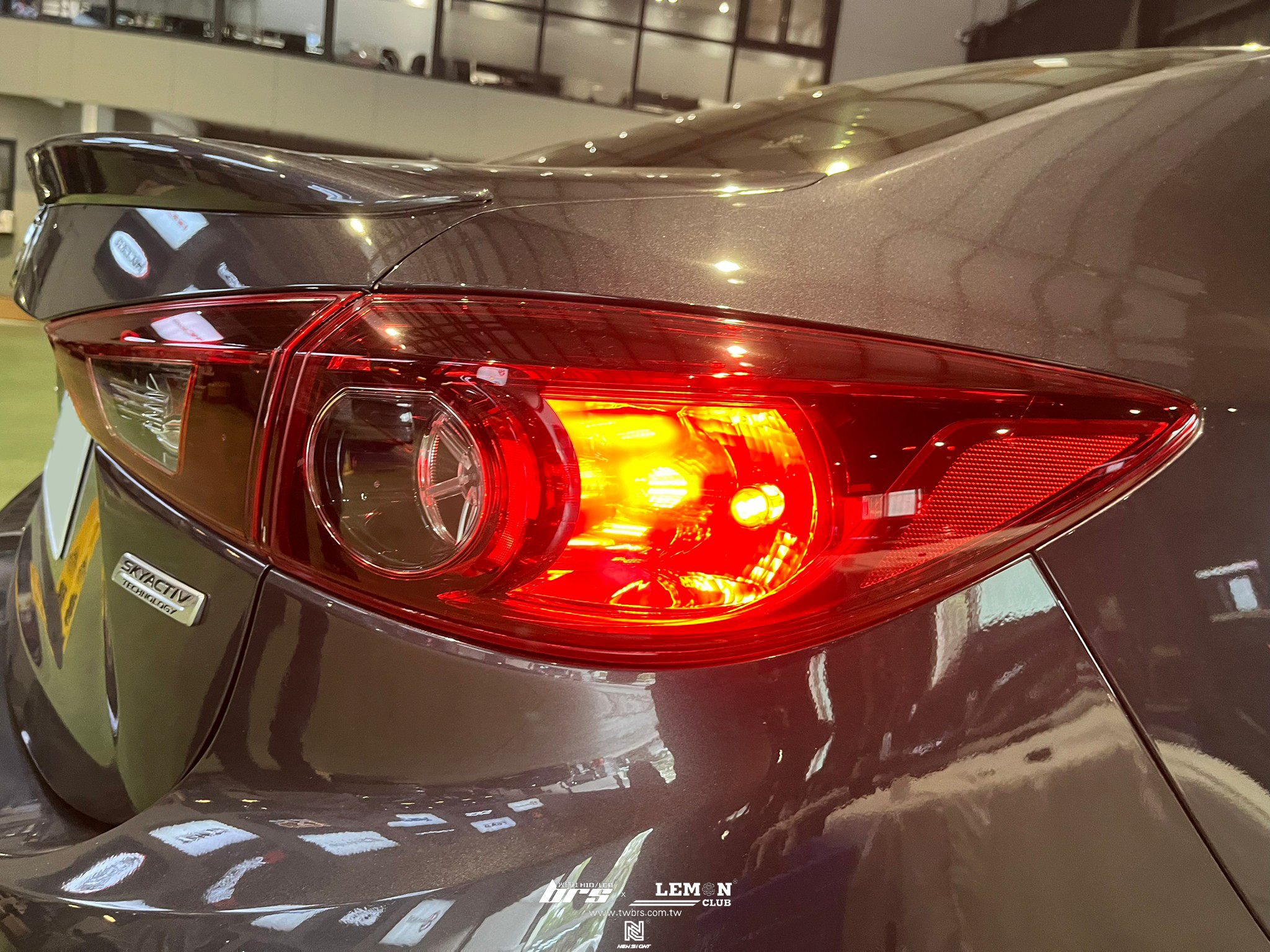 Mazda 3 安裝 LED煞車燈
