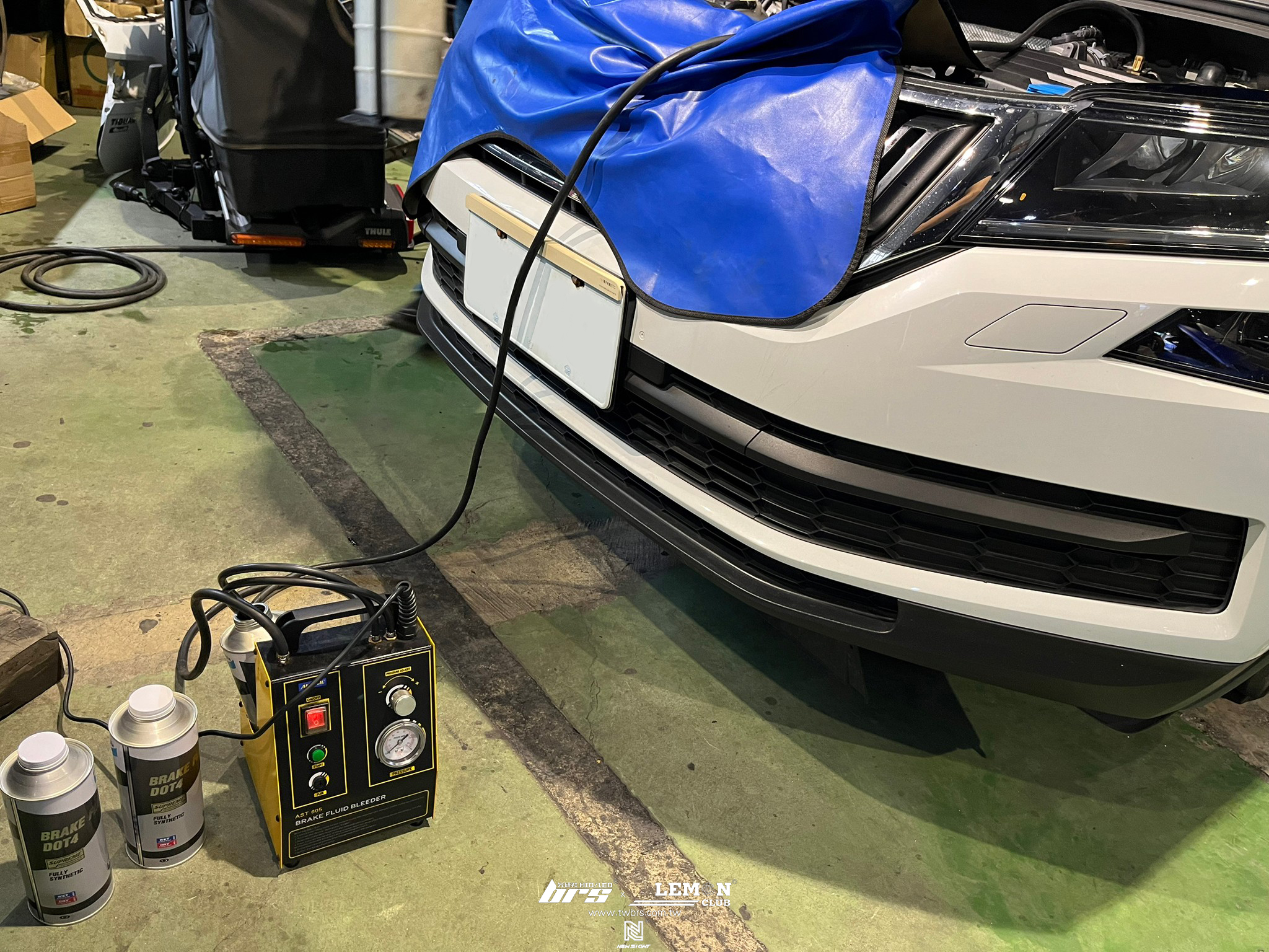 Skoda Kodiaq 安裝 原廠ABS總泵更換+DOT4號剎車油更換