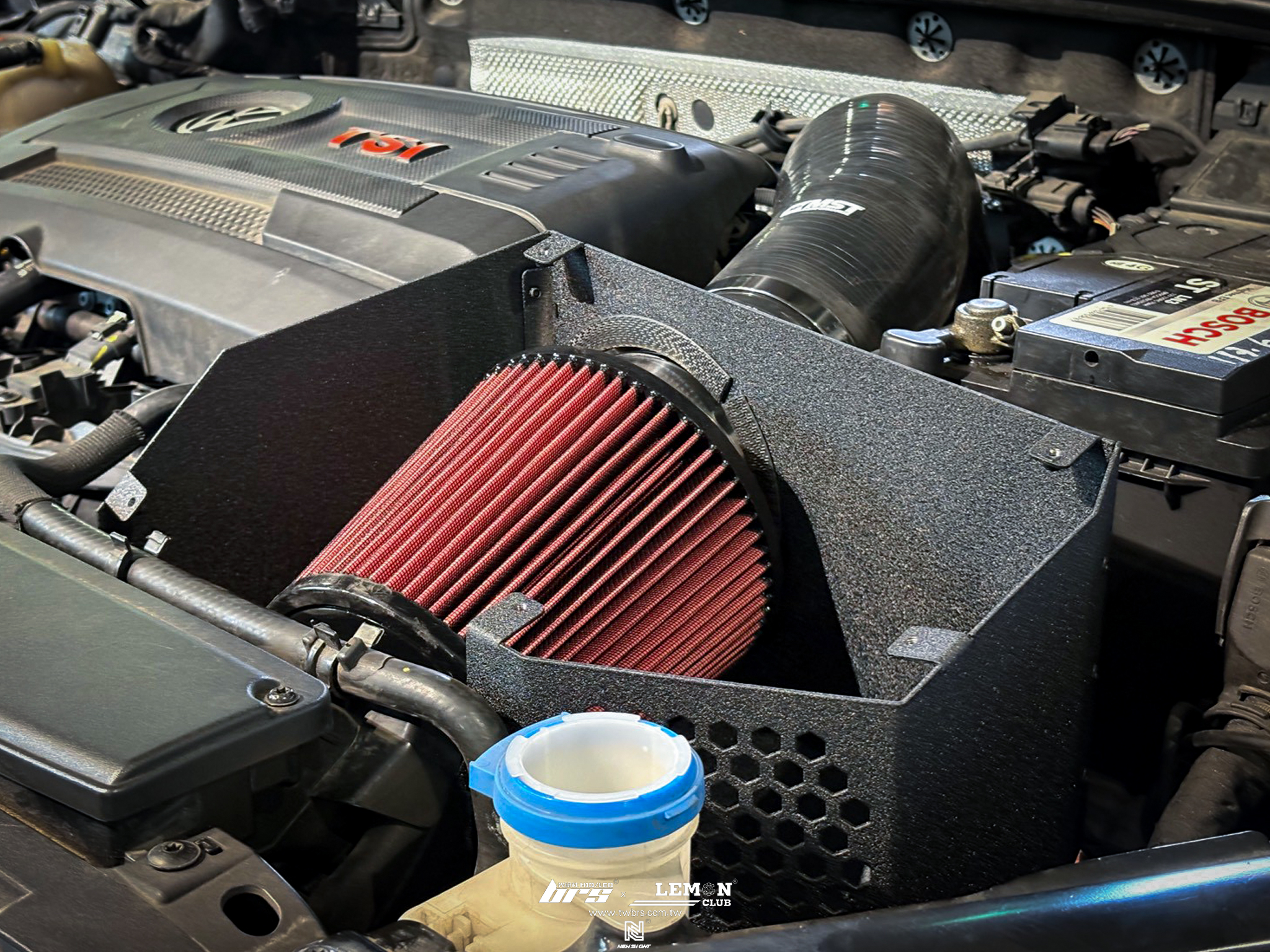 Volkswagen Golf 7.5 GTI 安裝 EA888 Gen 3 MST 進氣系統